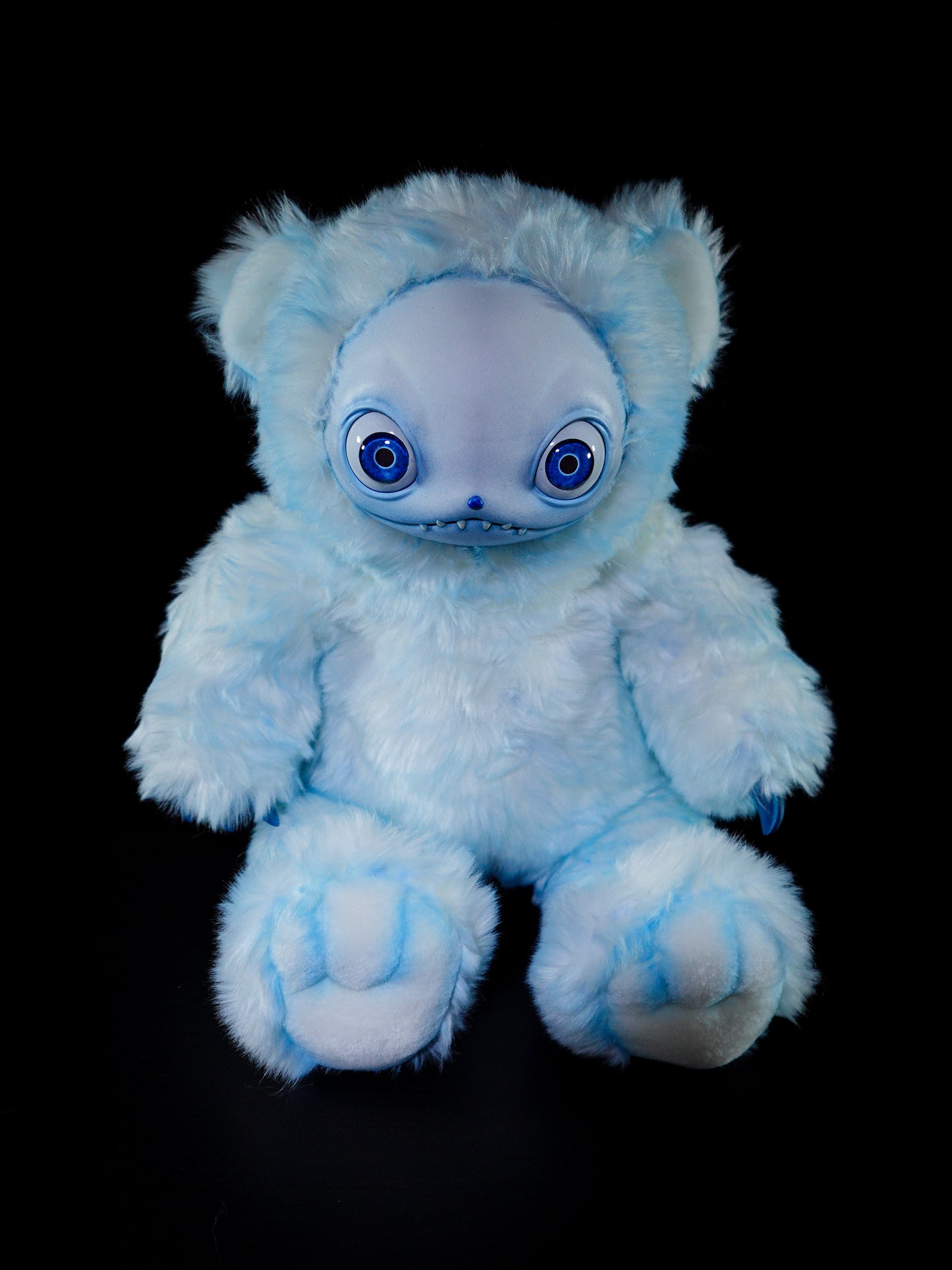 Toothy Tundra: SNAGGLE - CRYPTCRITZ