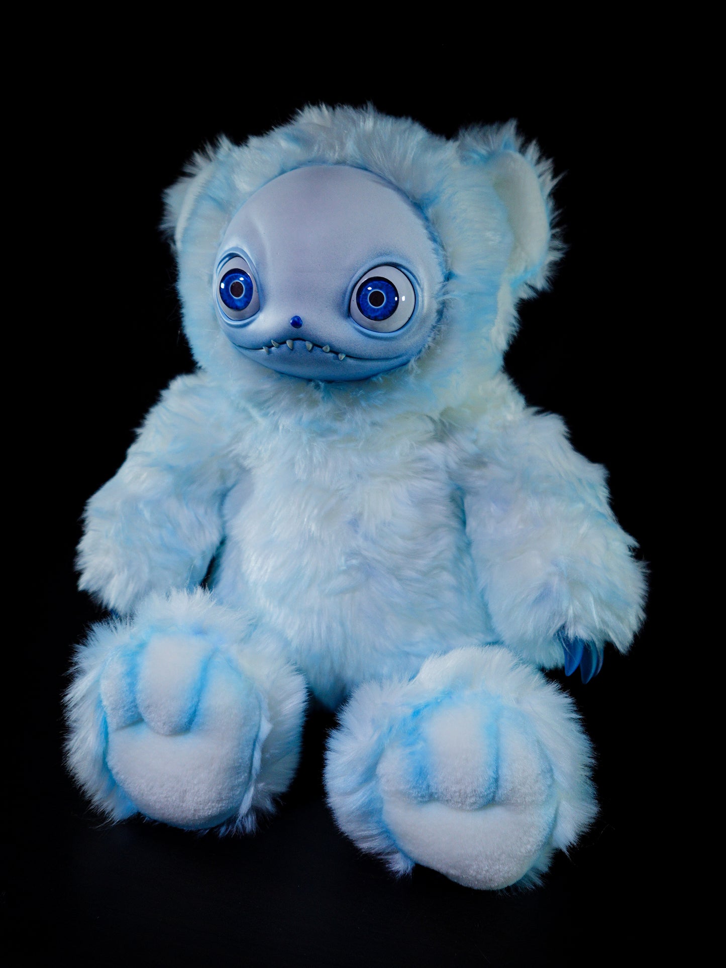 Toothy Tundra: SNAGGLE - CRYPTCRITZ