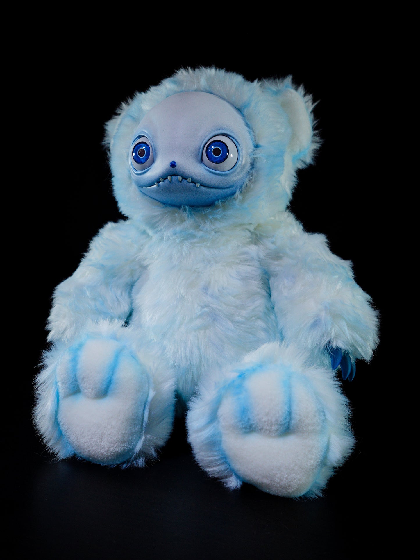 Toothy Tundra: SNAGGLE - CRYPTCRITZ