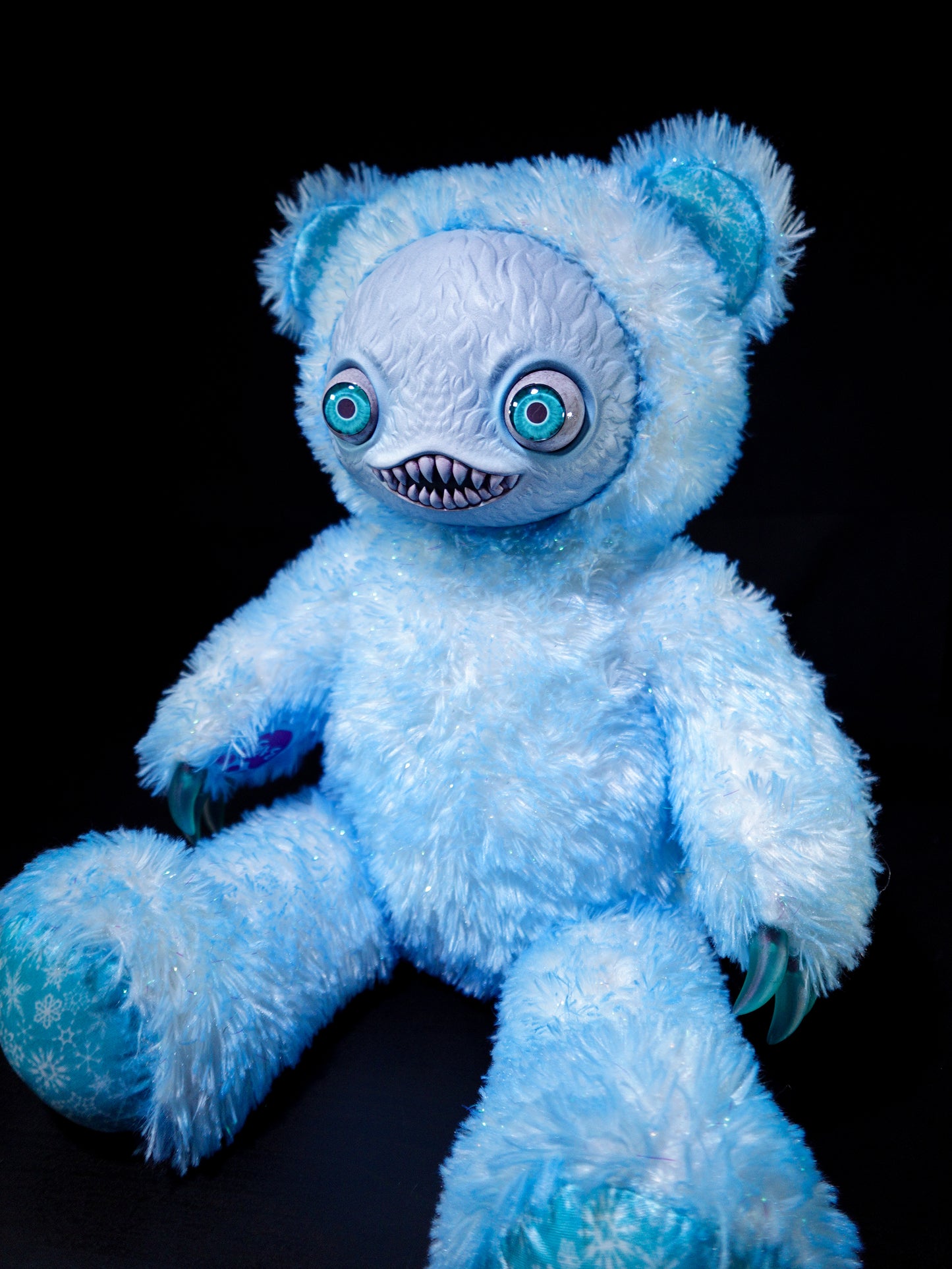 Freaky Frostbite: NINGEN - CRYPTCRITZ