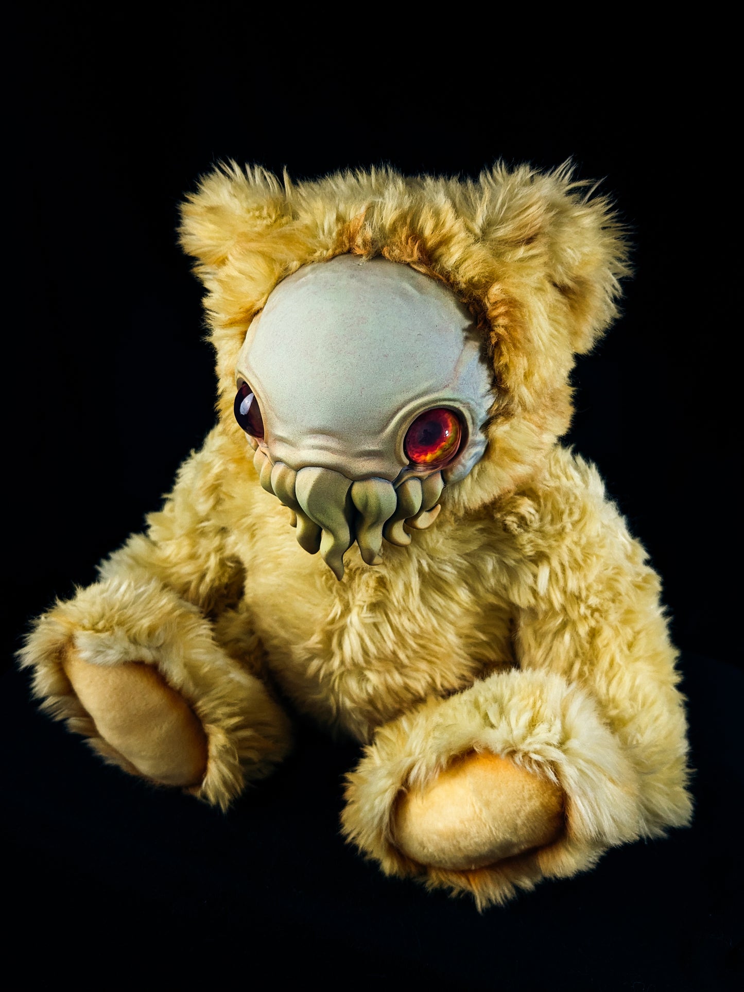 Lemon Leech: ELDINUTH - CRYPTCRITZ Handcrafted Lovecraftian Cthulhu Art Doll Plush Toy for Eldritch Entities