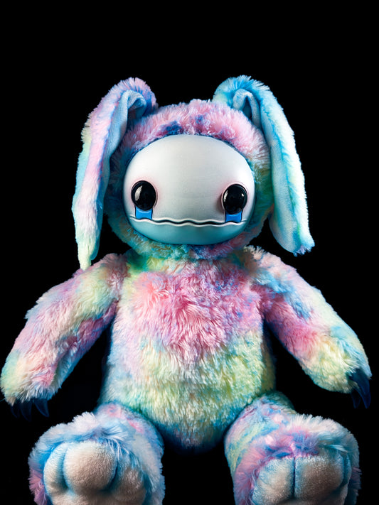 Fuzzy Furrington (Rainbow Hare Ver.) - CRYPTCRITZ Monster Art Doll Plush Toy