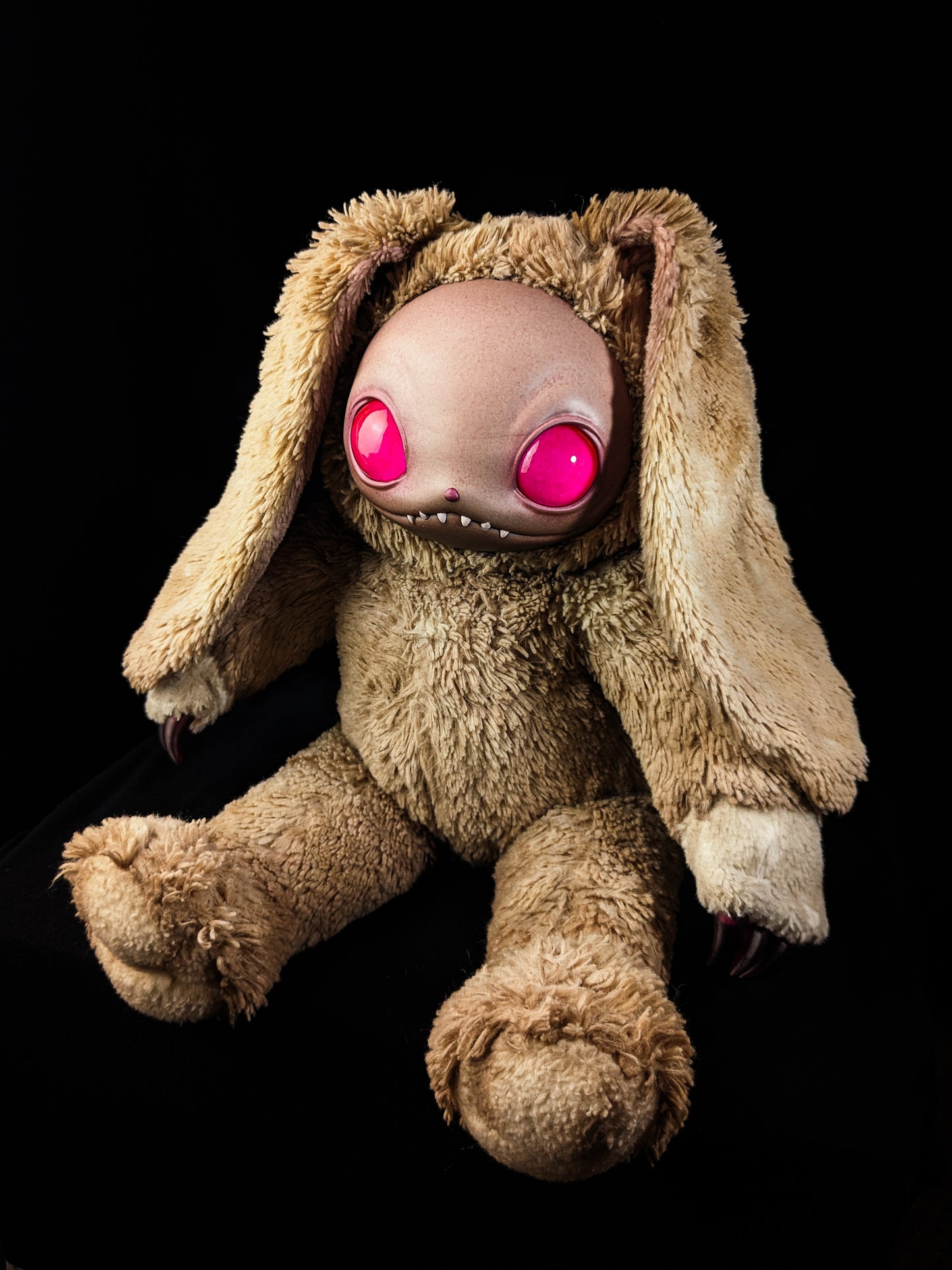 Thumpin' n' Chompin': SNAGGLE - CRYPTCRITS