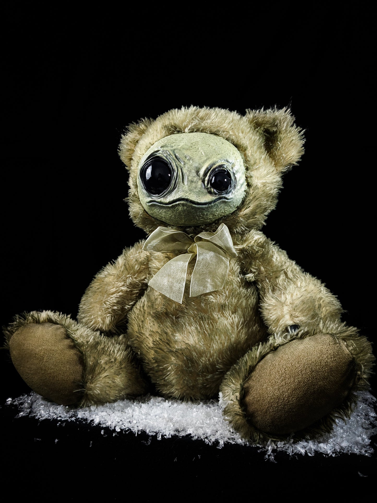 Tumbly Titan: ZIPPO - CRYPTCRITZ