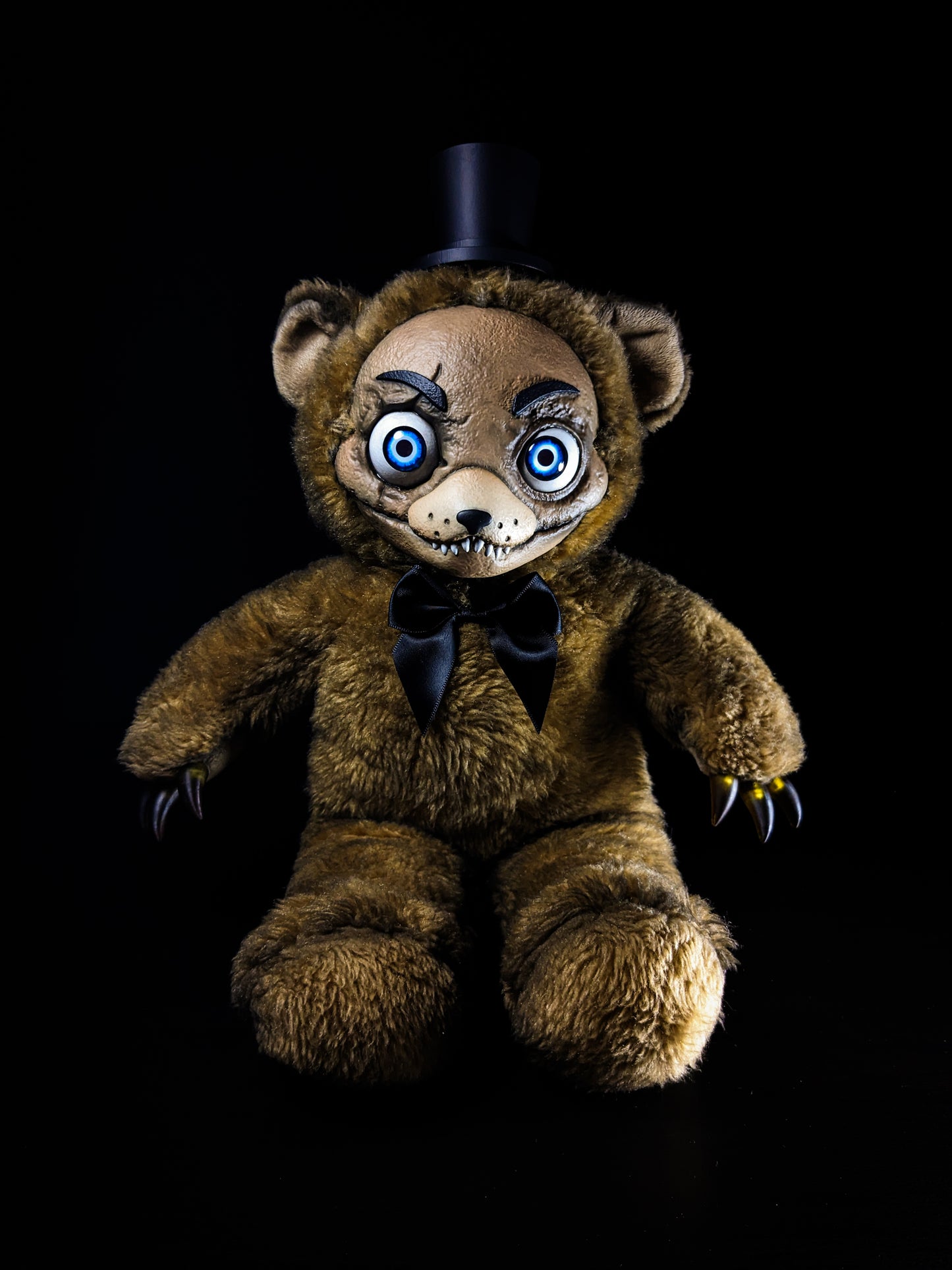 Withered Freddy: FREDBEARZ - Five Nights at Freddy's Inspired CRYPTCRITZ