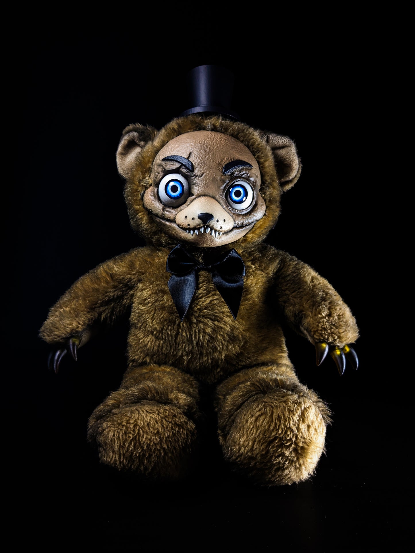 Withered Freddy: FREDBEARZ - Five Nights at Freddy's Inspired CRYPTCRITZ