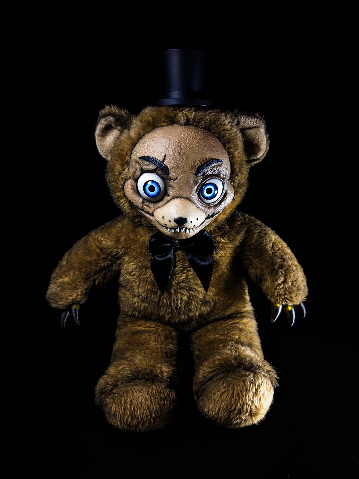 Withered Freddy: FREDBEARZ - Five Nights at Freddy's Inspired CRYPTCRITZ