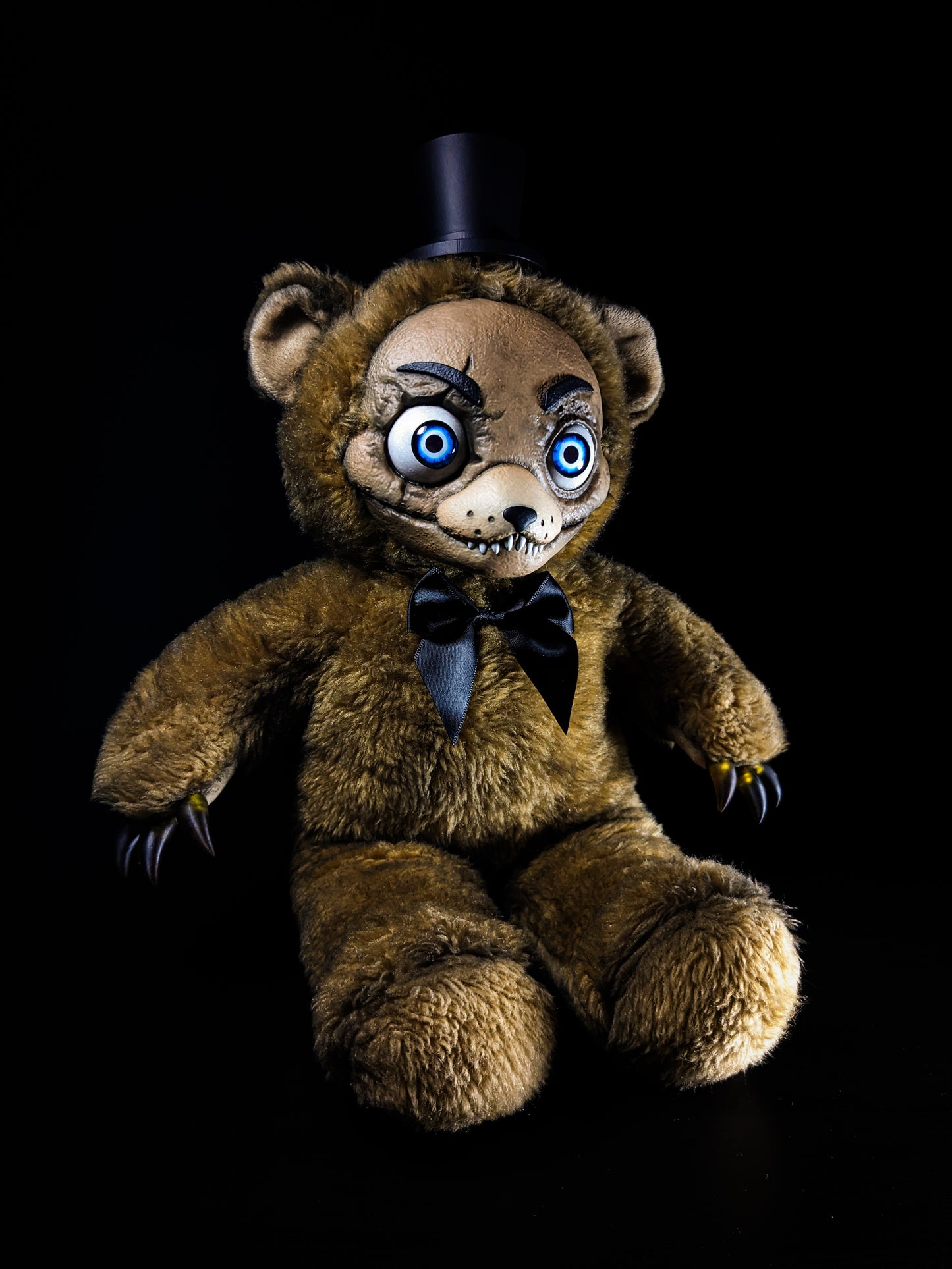 Withered Freddy: FREDBEARZ - Five Nights at Freddy's Inspired CRYPTCRITZ