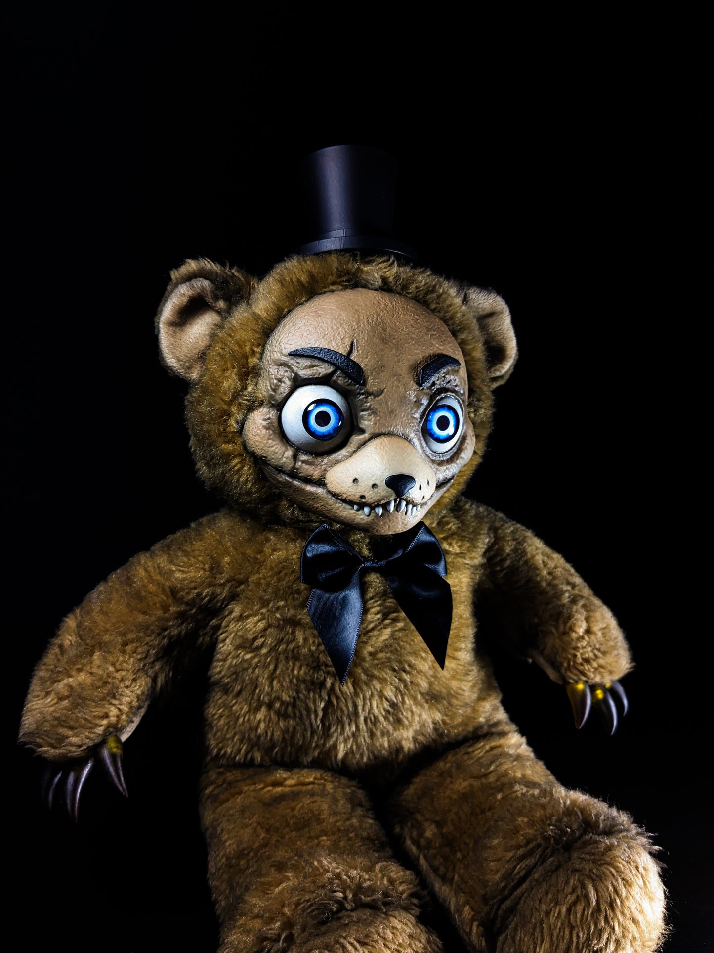Withered Freddy: FREDBEARZ - Five Nights at Freddy's Inspired CRYPTCRITZ