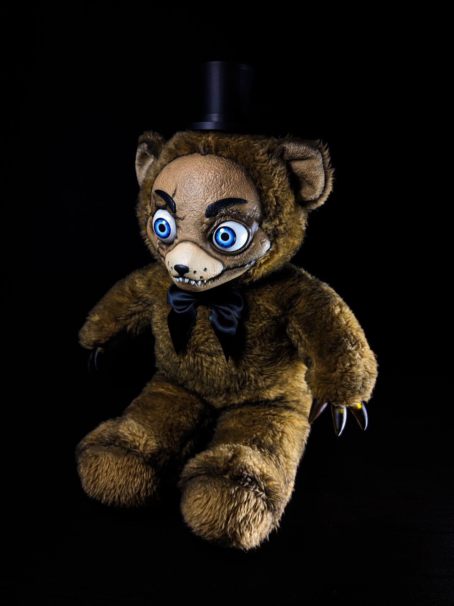 Withered Freddy: FREDBEARZ - Five Nights at Freddy's Inspired CRYPTCRITZ