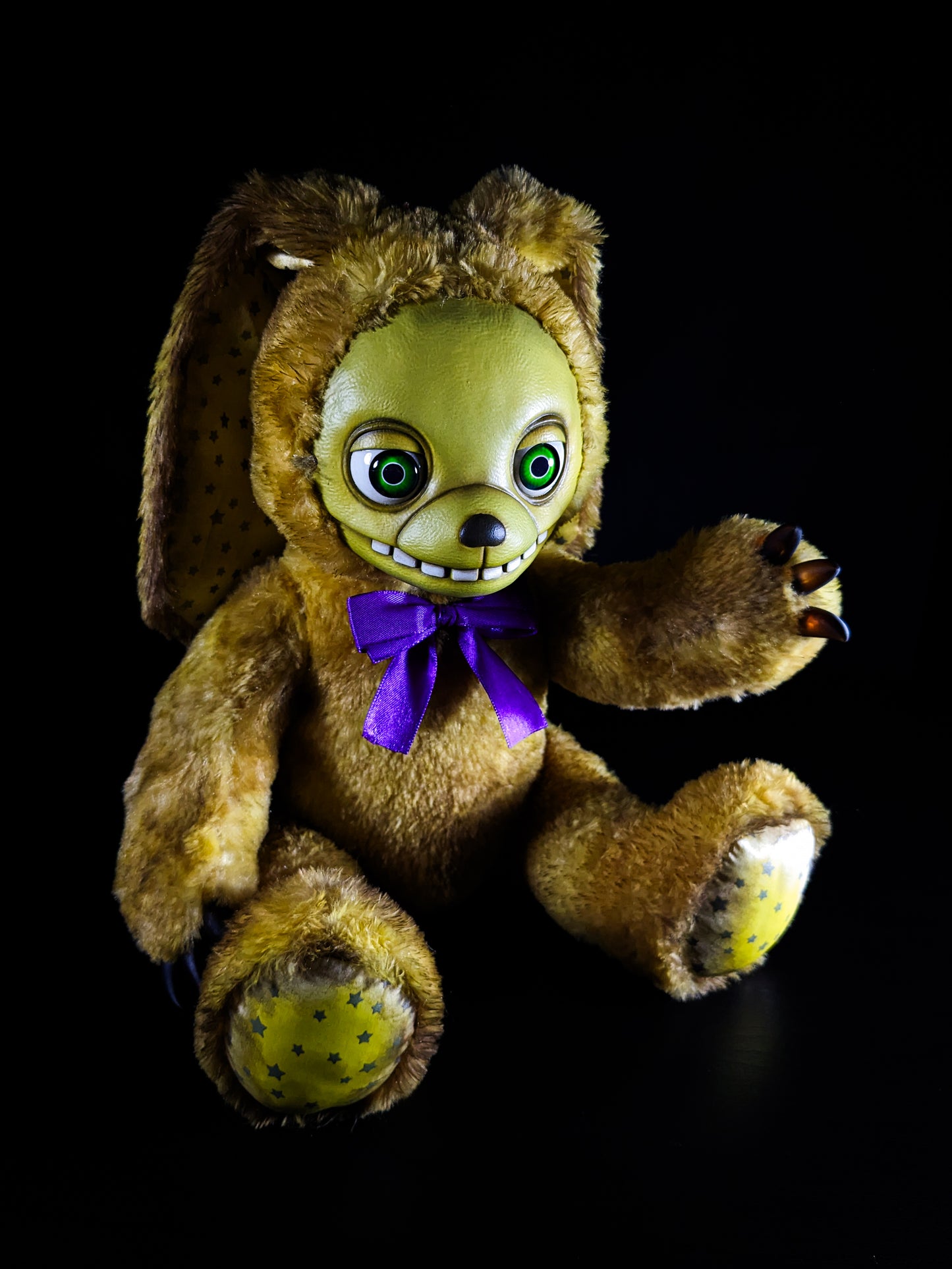 Spring Bonnie: FREDBEARZ - Five Nights at Freddy's Inspired CRYPTCRITZ