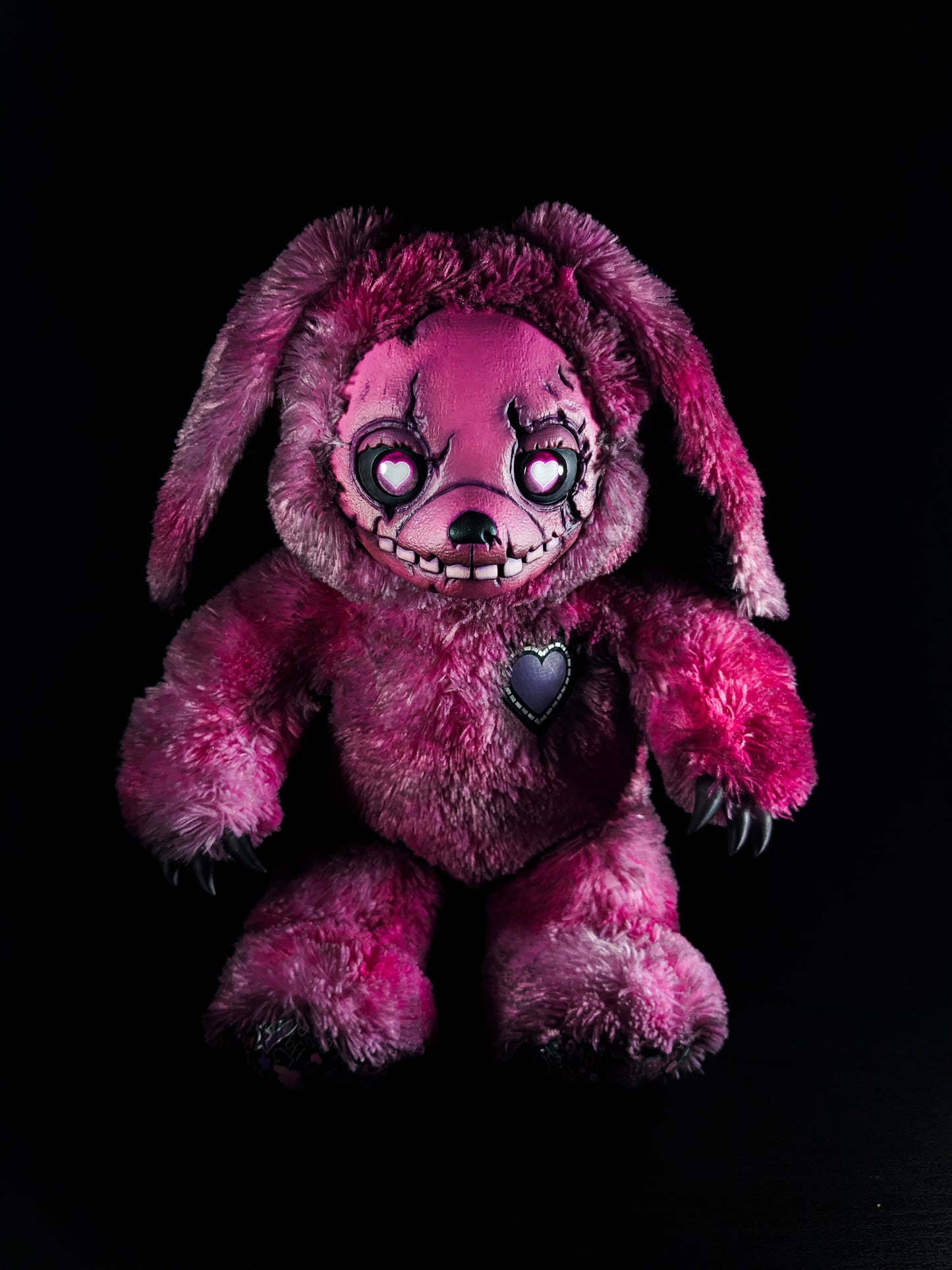 Lovetrap: FREDBEARZ - Five Nights at Freddy's Inspired CRYPTCRITZ