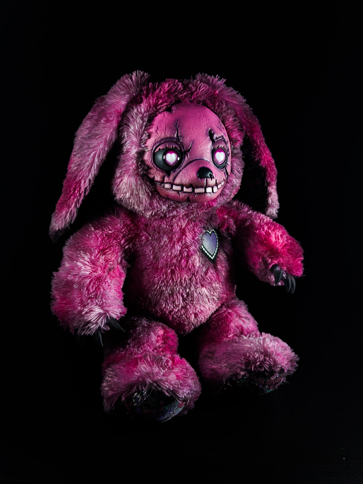 Lovetrap: FREDBEARZ - Five Nights at Freddy's Inspired CRYPTCRITZ
