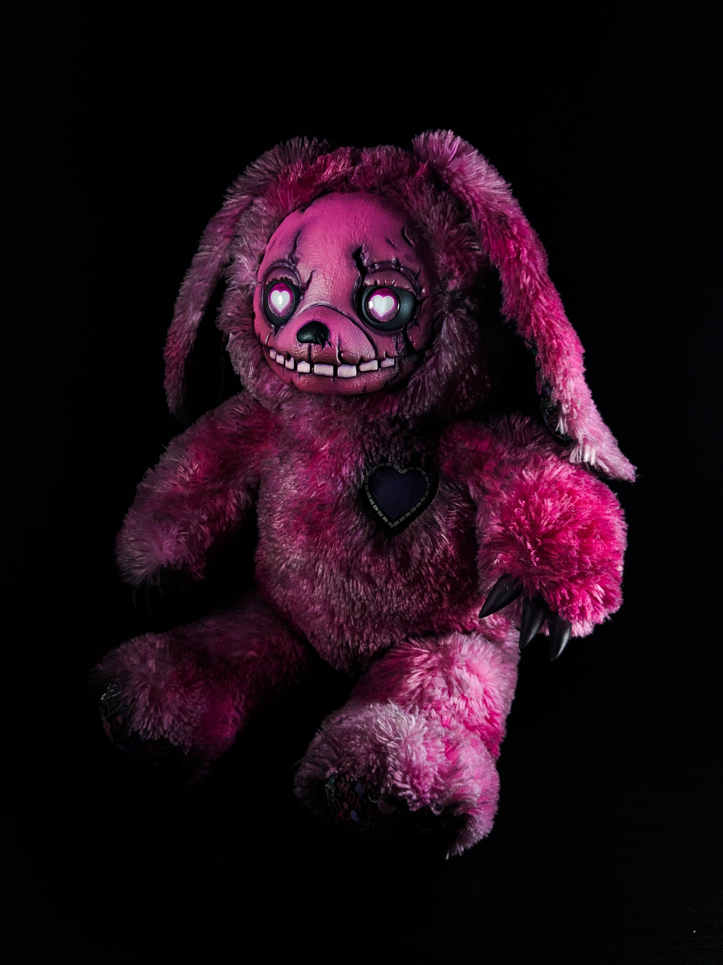 Lovetrap: FREDBEARZ - Five Nights at Freddy's Inspired CRYPTCRITZ