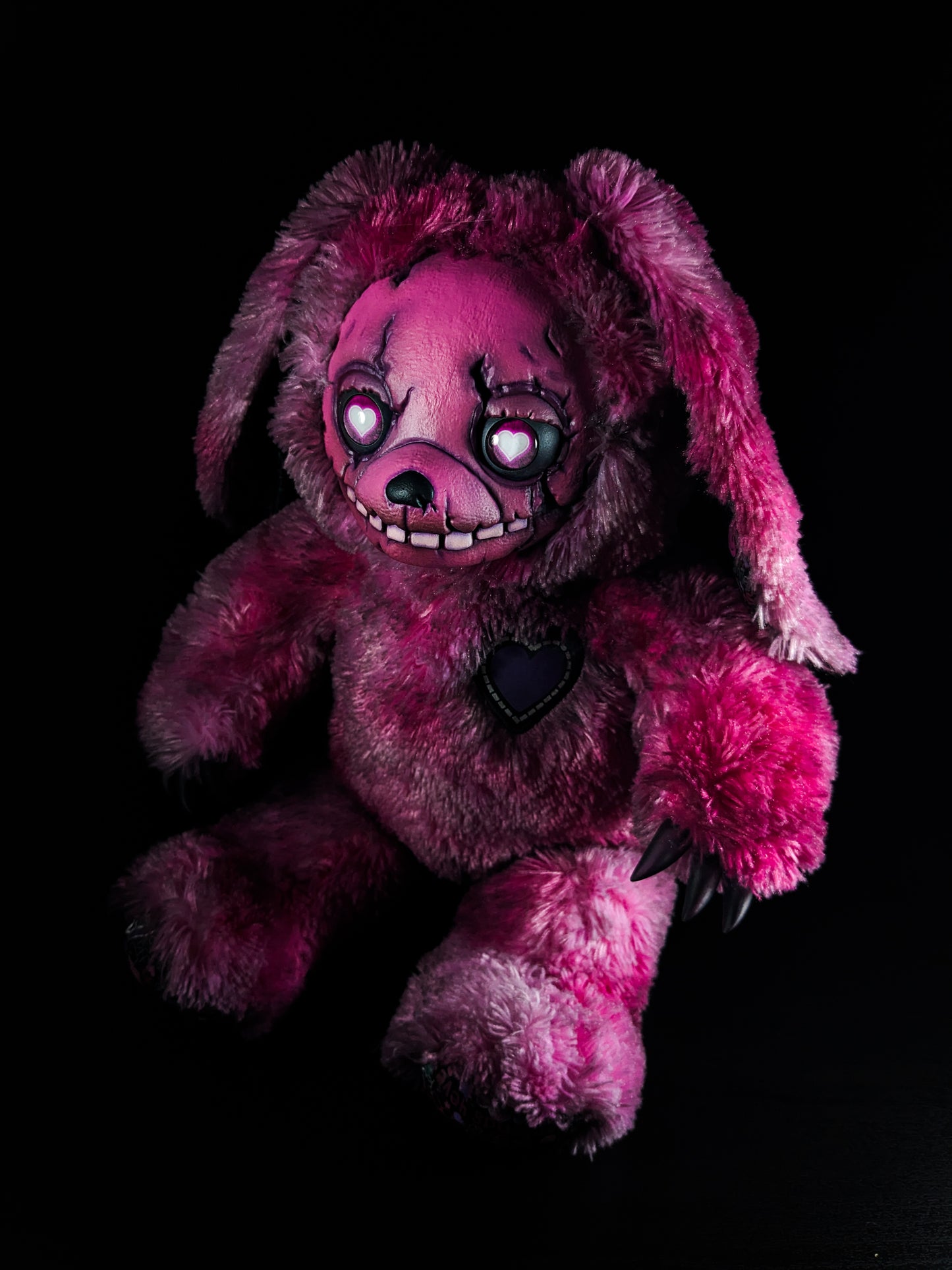 Lovetrap: FREDBEARZ - Five Nights at Freddy's Inspired CRYPTCRITZ