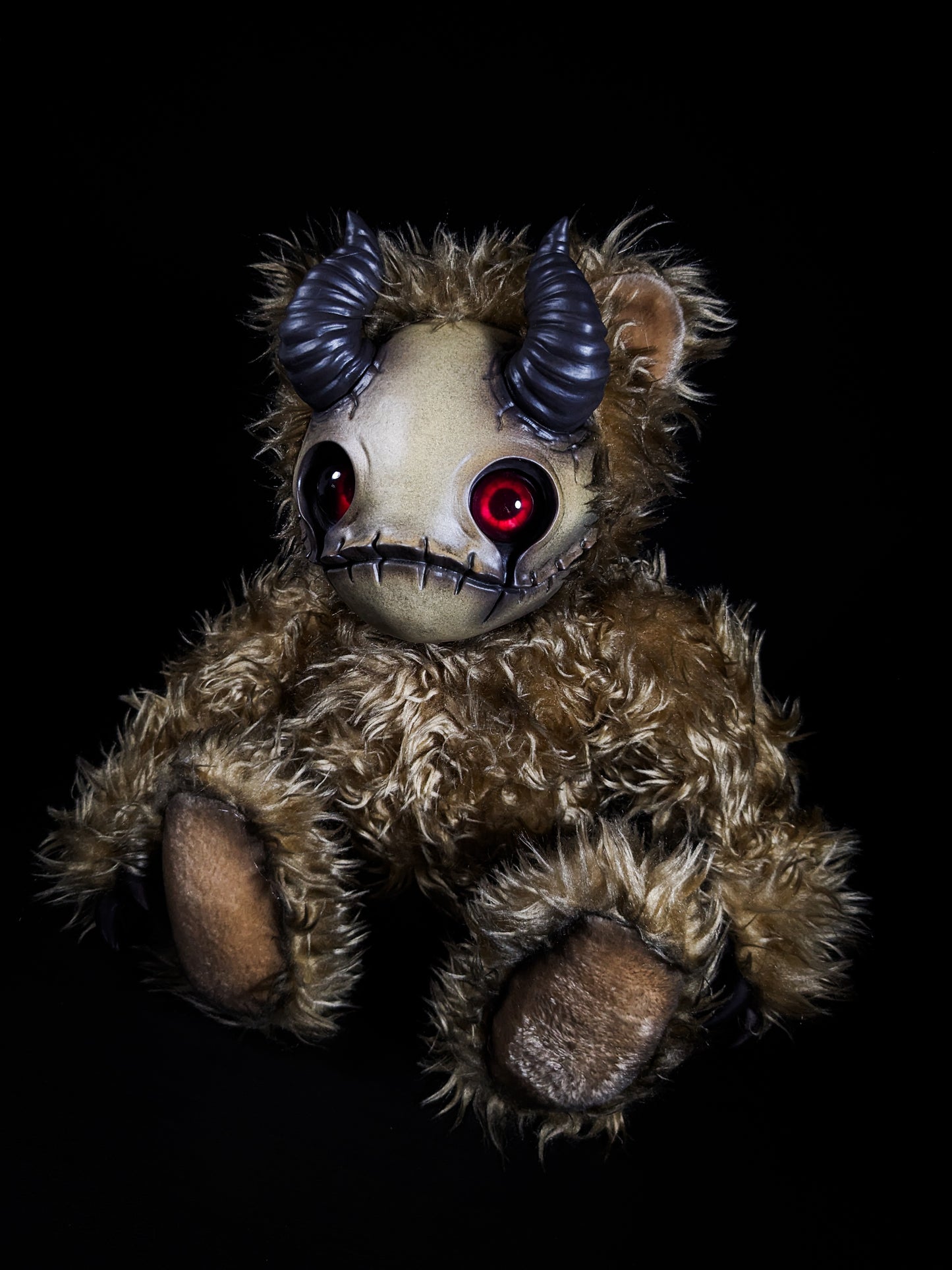Horned Harbinger: MORI - CRYPTCRITZ