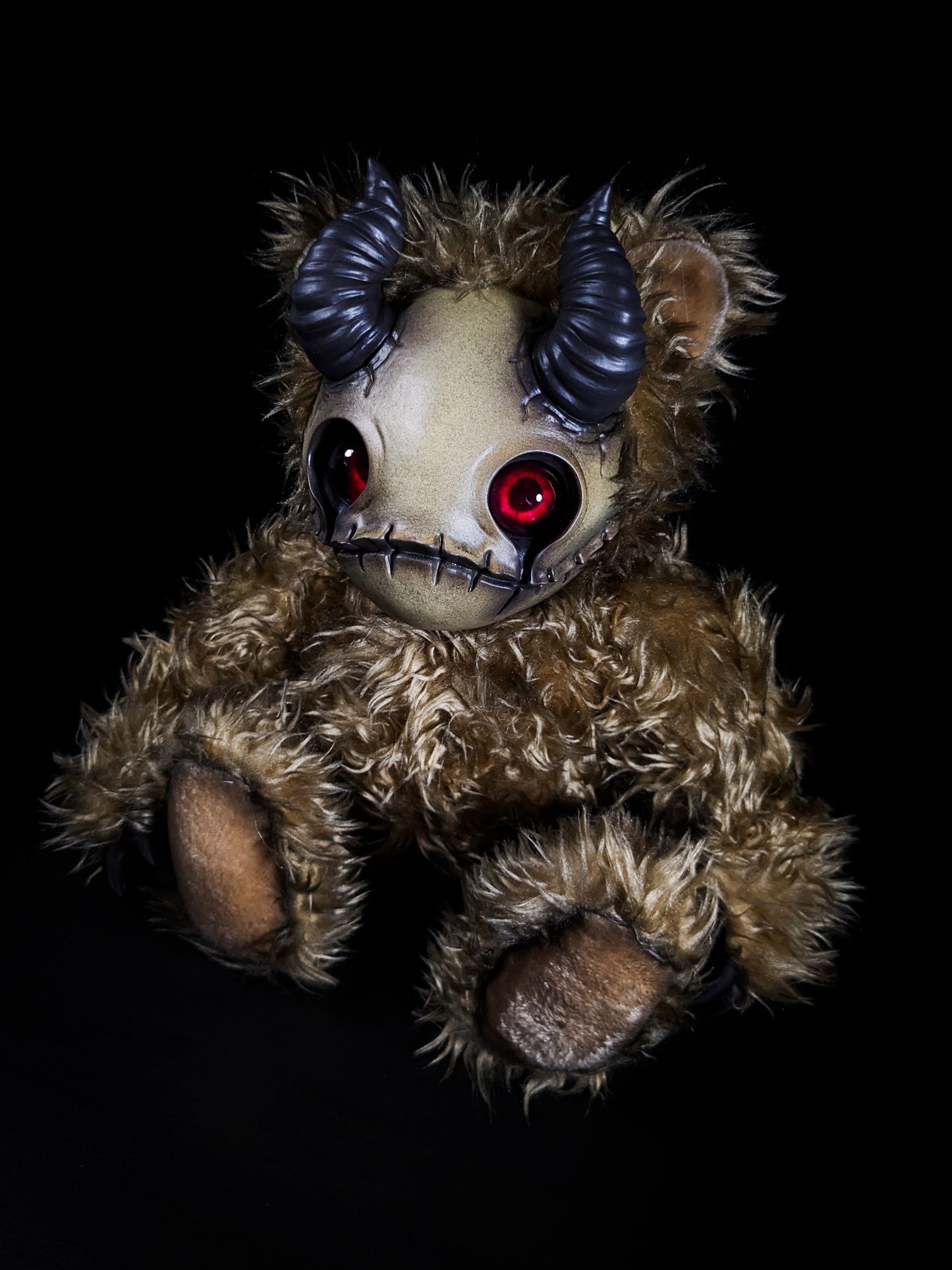 Horned Harbinger: MORI - CRYPTCRITZ