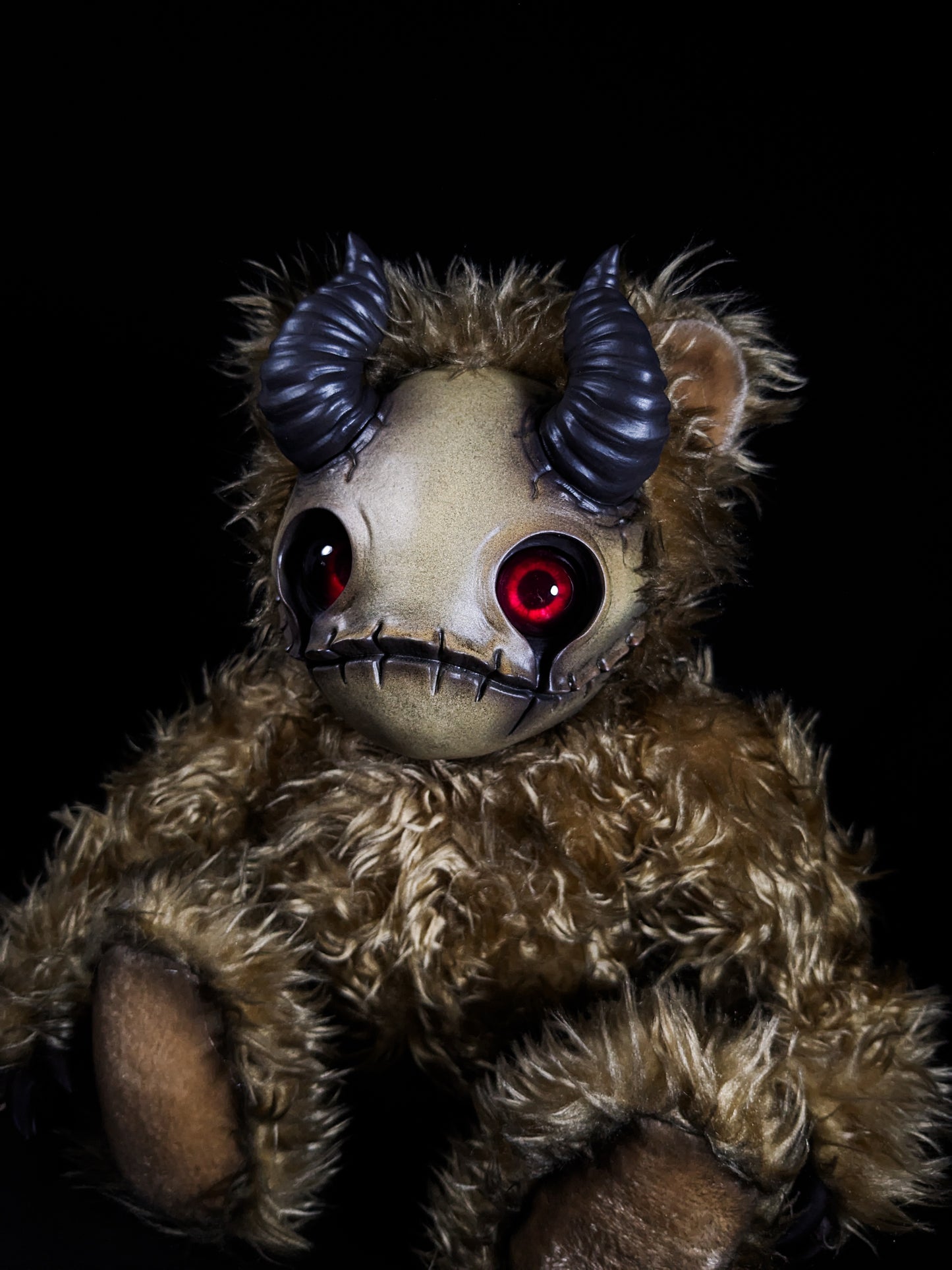 Horned Harbinger: MORI - CRYPTCRITZ