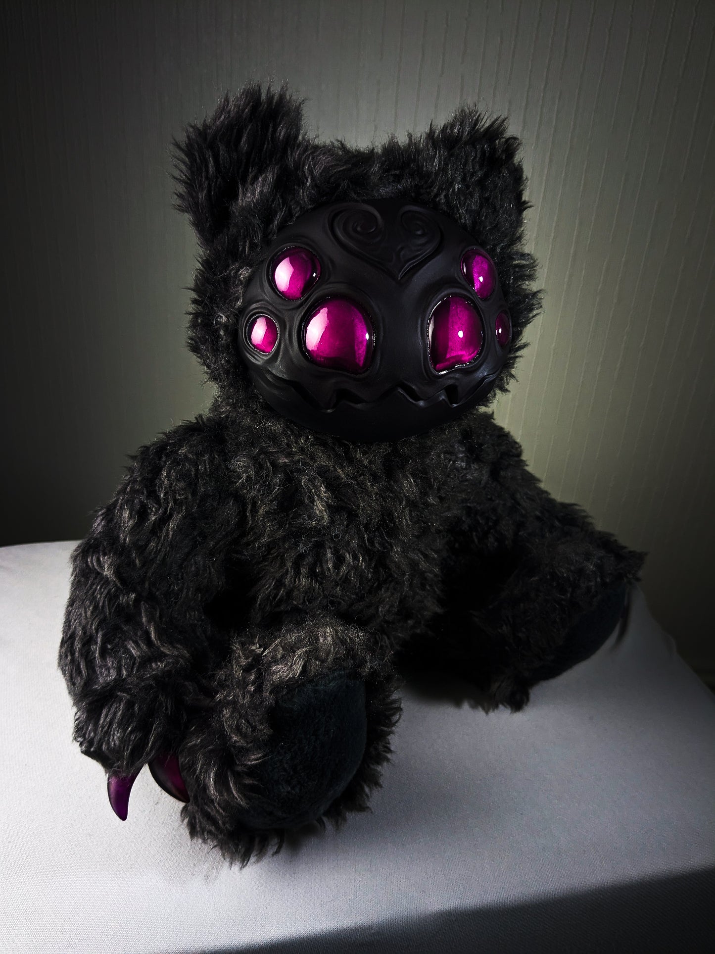 Arakobe (Silk Shadow Ver.) - CRYPTCRITS Monster Art Doll Plush Toy