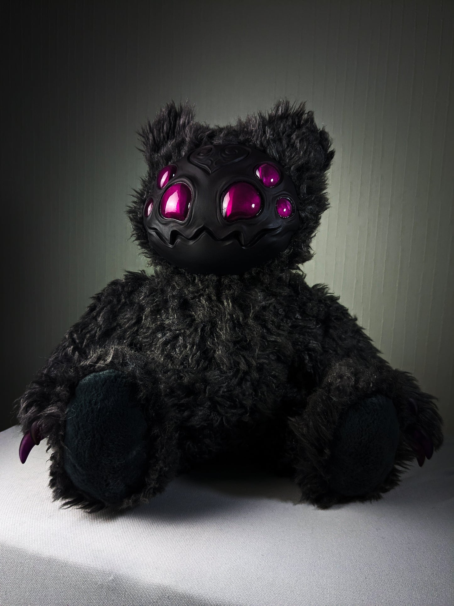 Arakobe (Silk Shadow Ver.) - CRYPTCRITS Monster Art Doll Plush Toy