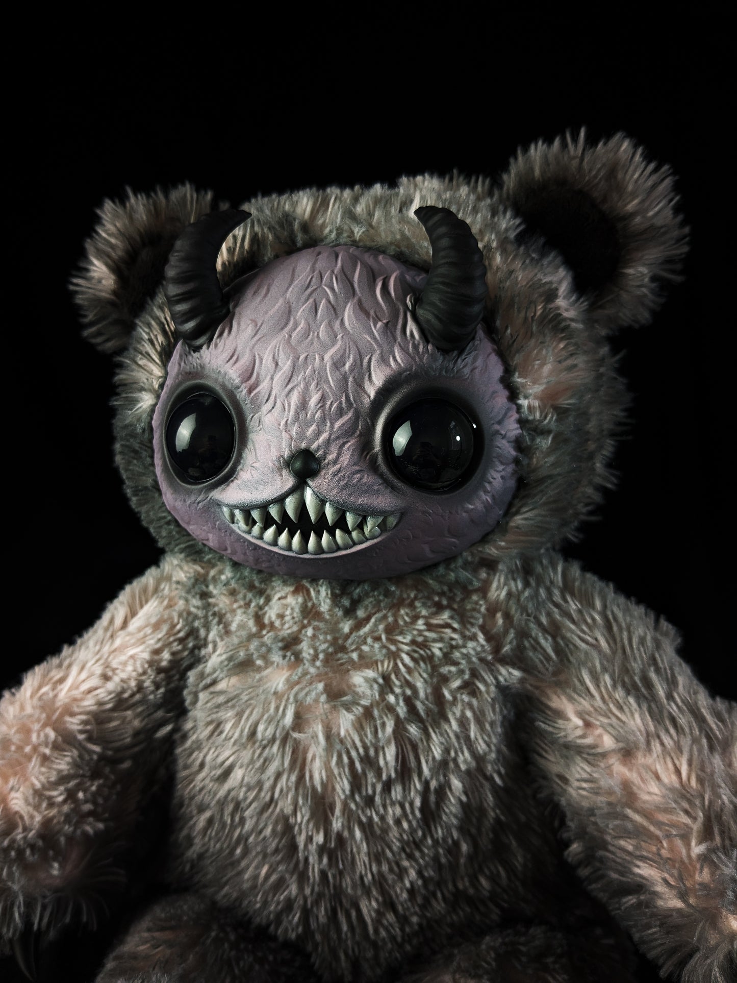 Yukigen (Lilac Leech Ver.) - CRYPTCRITS Monster Art Doll Plush Toy