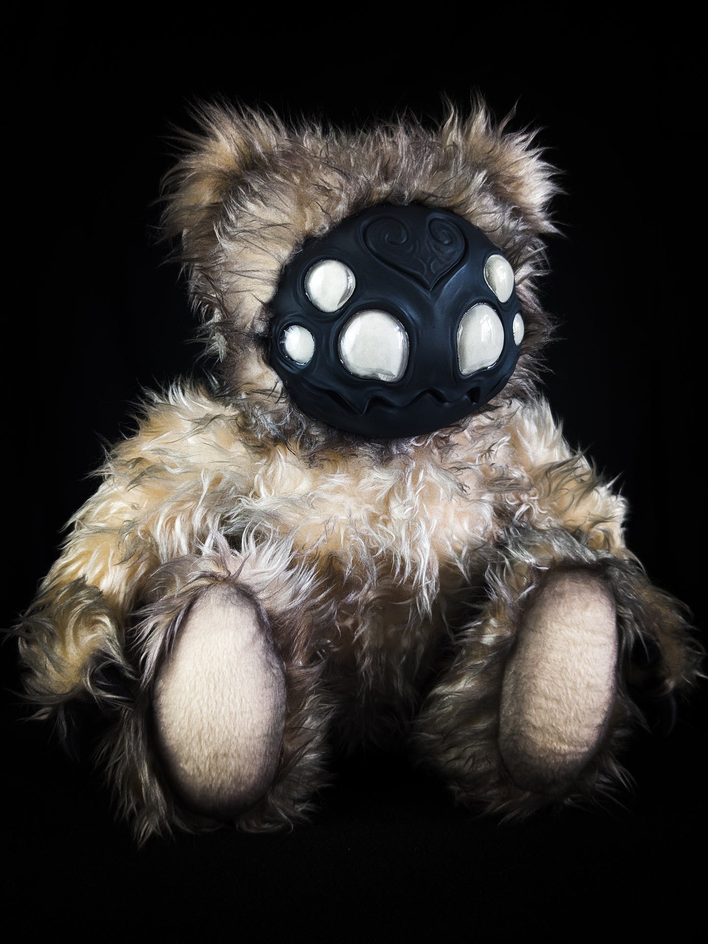 Arakobe (Collapsing Star Ver.) - CRYPTCRITS Monster Art Doll Plush Toy