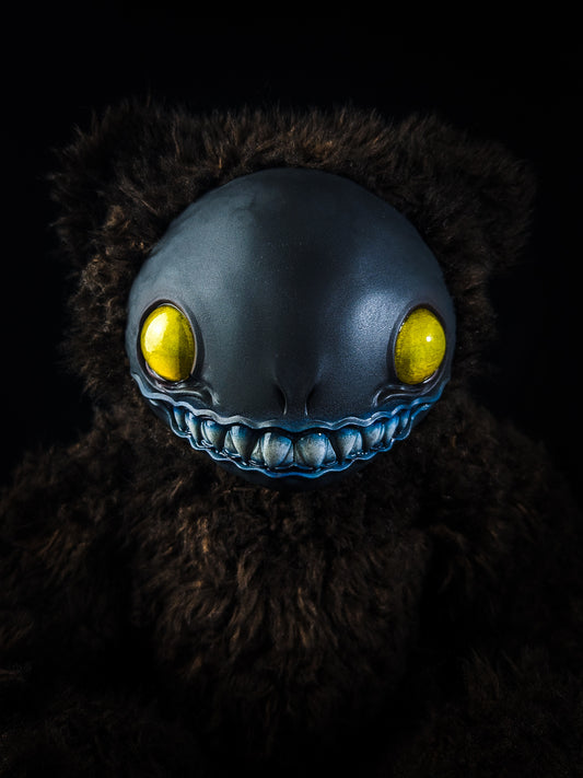 Celestial Charm: FRIEND - CRYPTCRITZ Handcrafted Alien Art Doll Plush Toy for Cosmic Dreamers