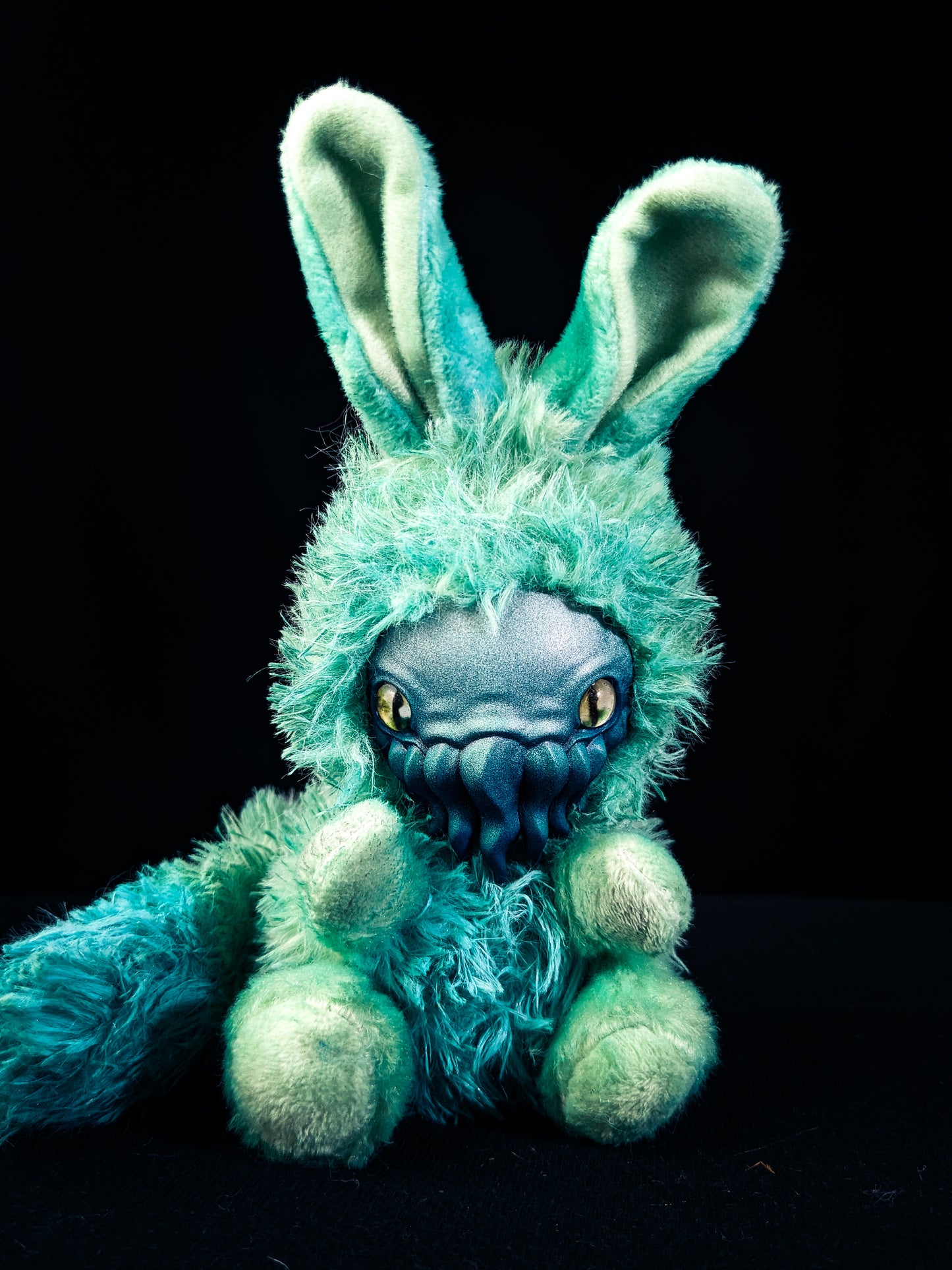 NEOTHUN - MINICRITS Cryptid Art Doll Plush Toy