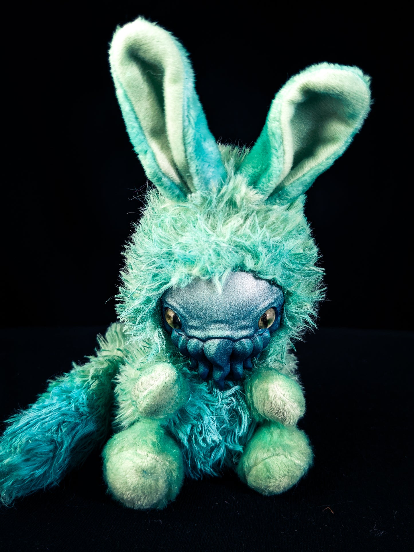 NEOTHUN - MINICRITS Cryptid Art Doll Plush Toy