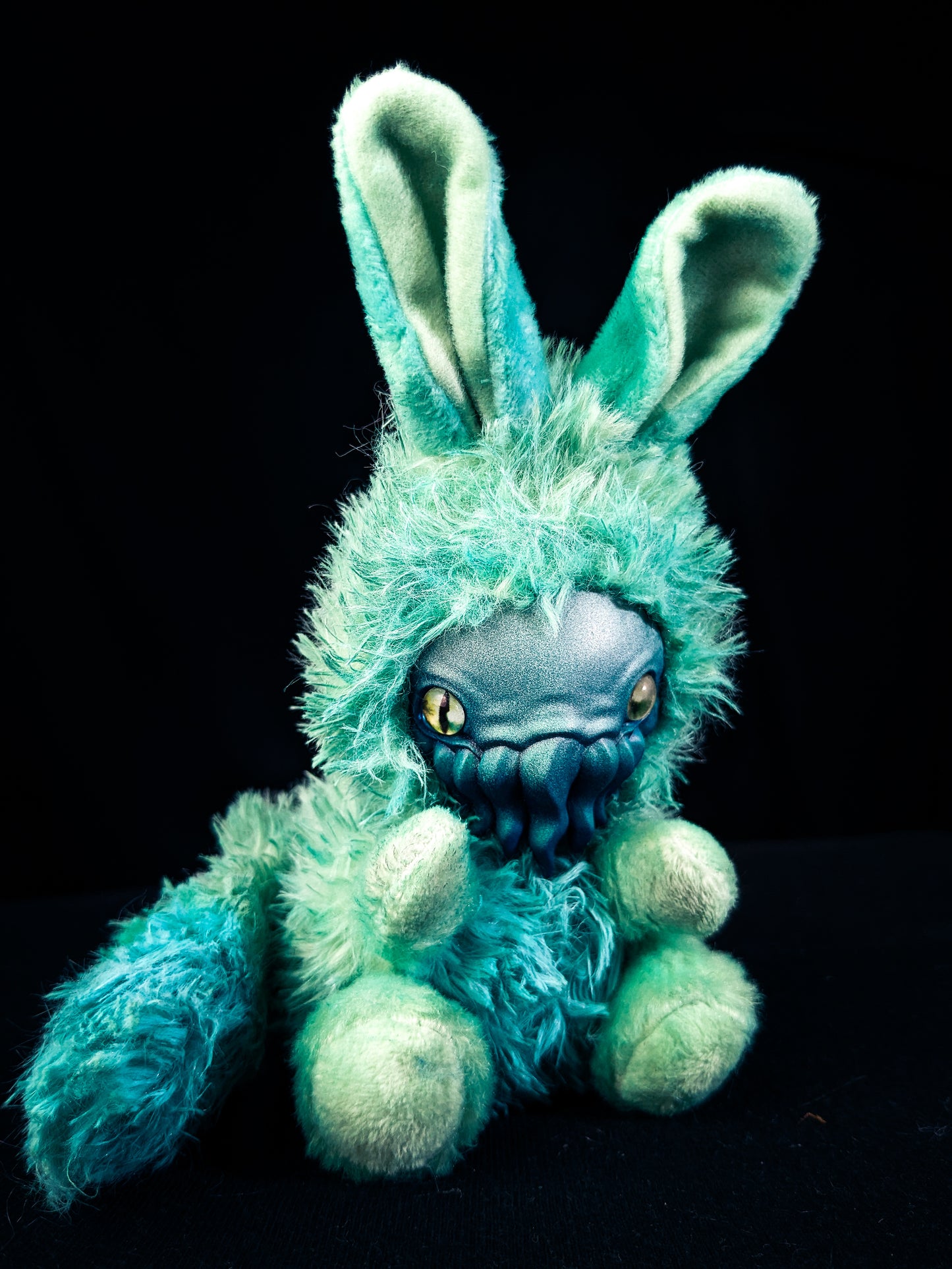 NEOTHUN - MINICRITS Cryptid Art Doll Plush Toy
