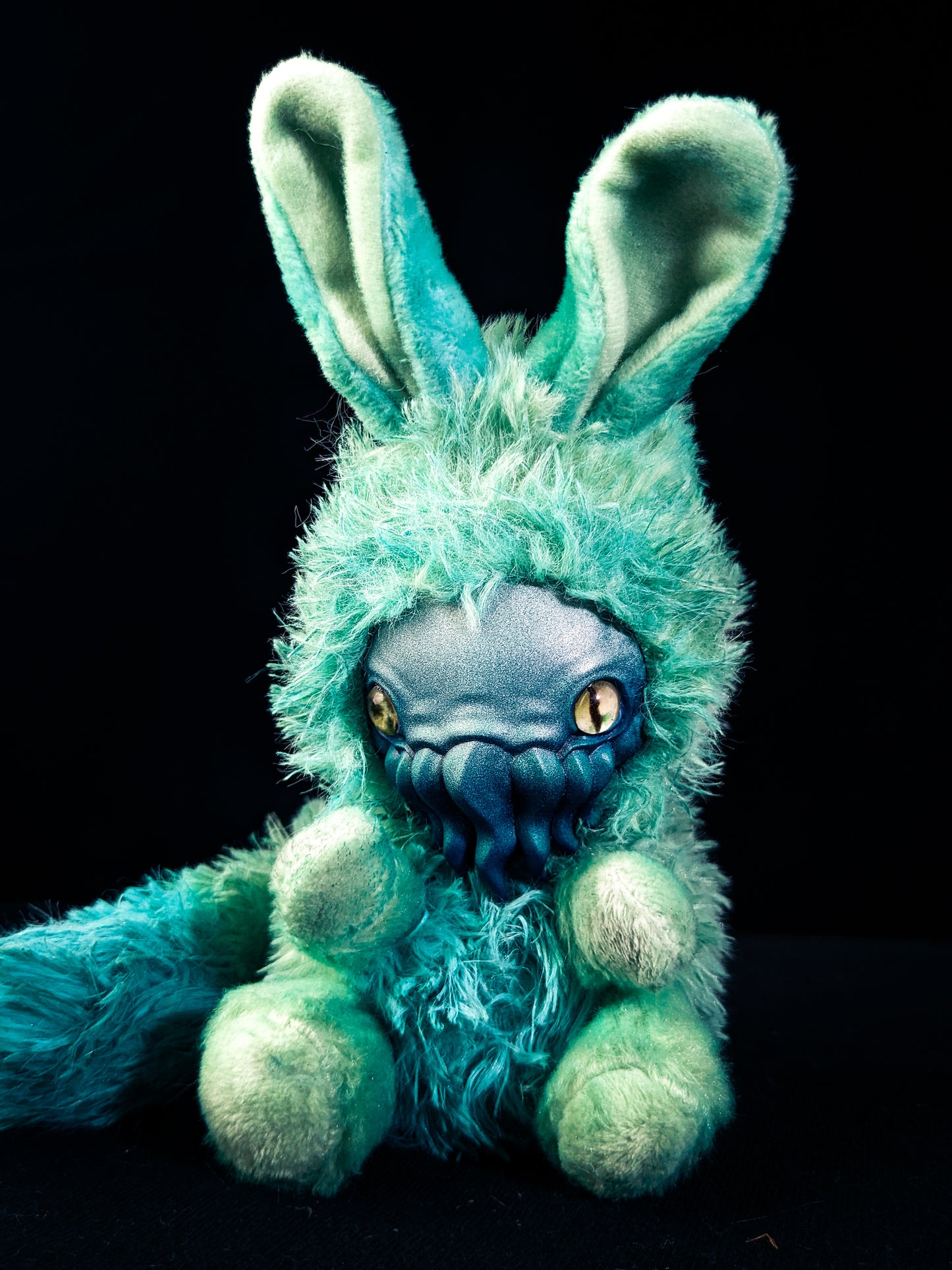 NEOTHUN - MINICRITS Cryptid Art Doll Plush Toy