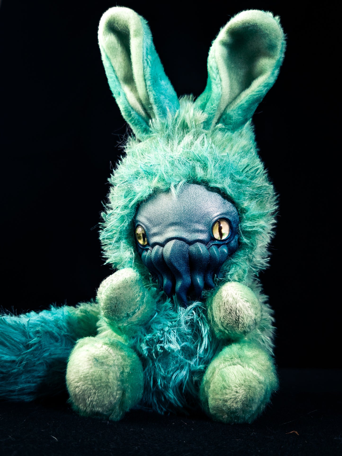NEOTHUN - MINICRITS Cryptid Art Doll Plush Toy
