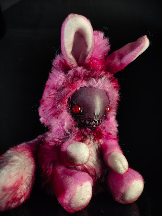 FRIEND Sickeningly Sweet Flavour - Cryptid Art Doll Plush Toy