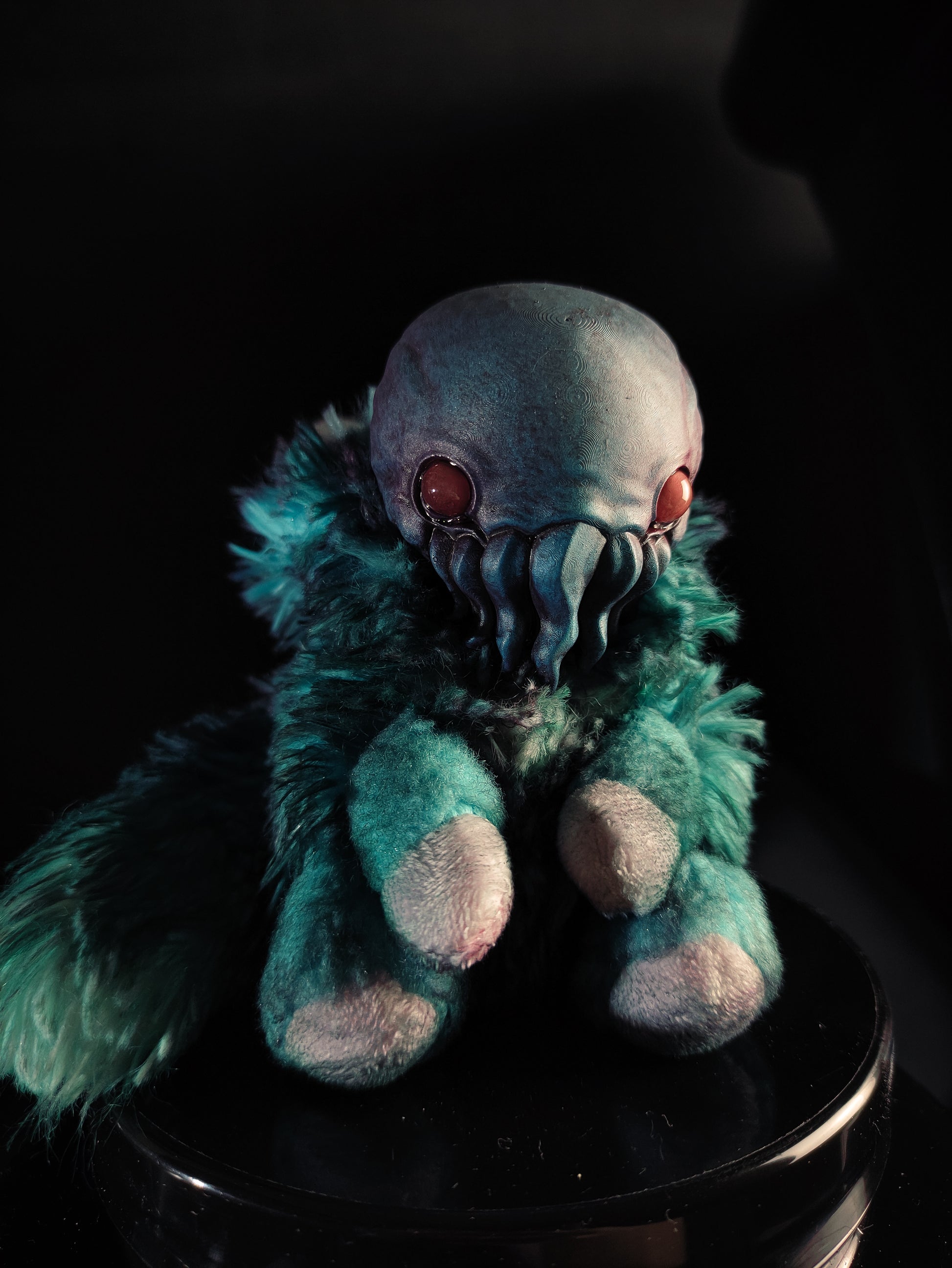 FRIENDTHULU Non-Euclidean Flavour - Cryptid Art Doll Plush Toy
