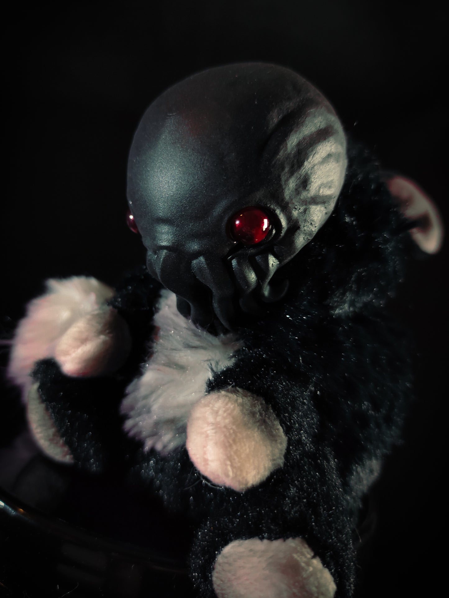 FRIENDTHULU Dark Messiah Flavour - Cryptid Art Doll Plush Toy