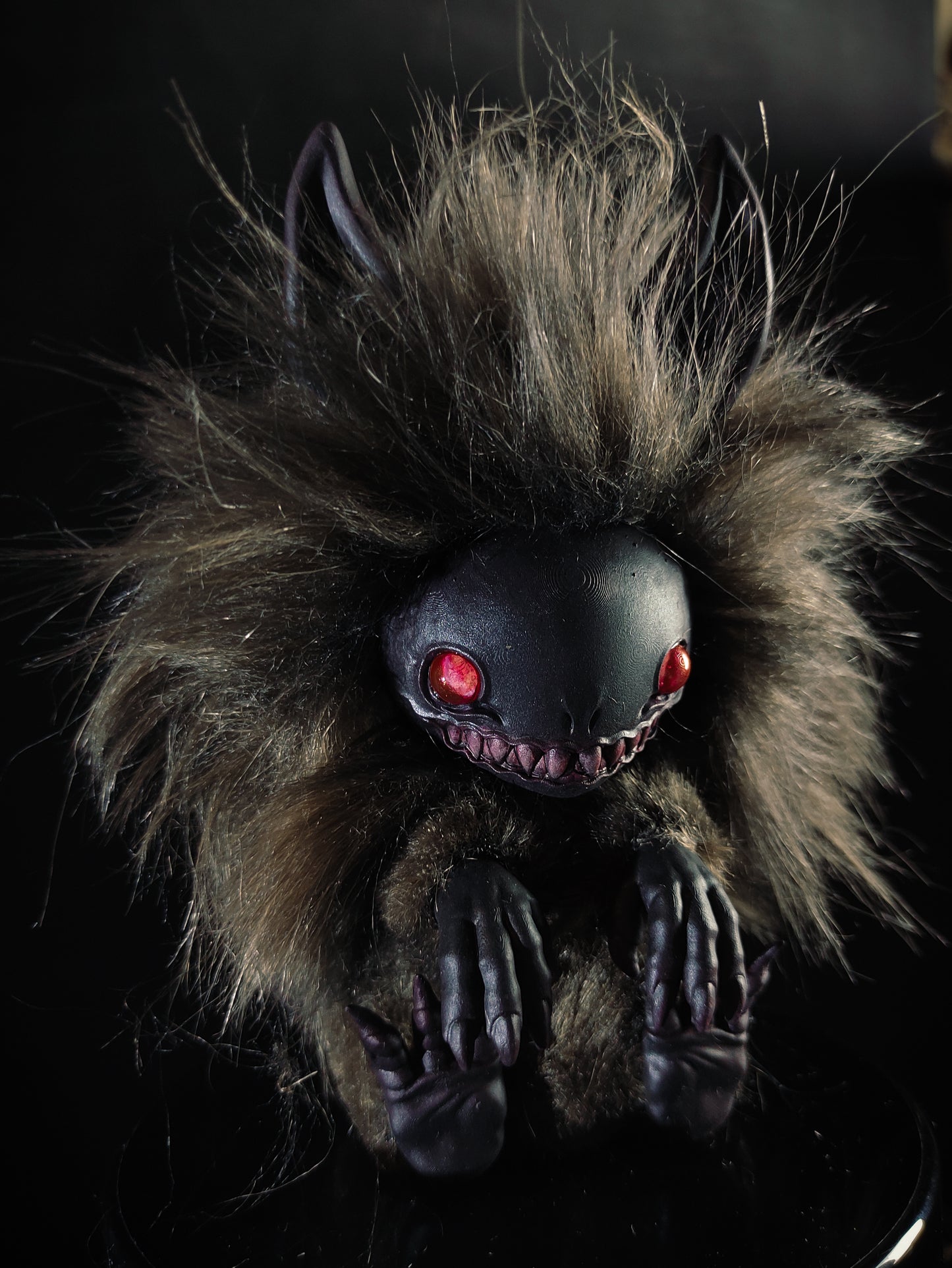 Spine - FORBIDDEN FRIENDS Art Toy