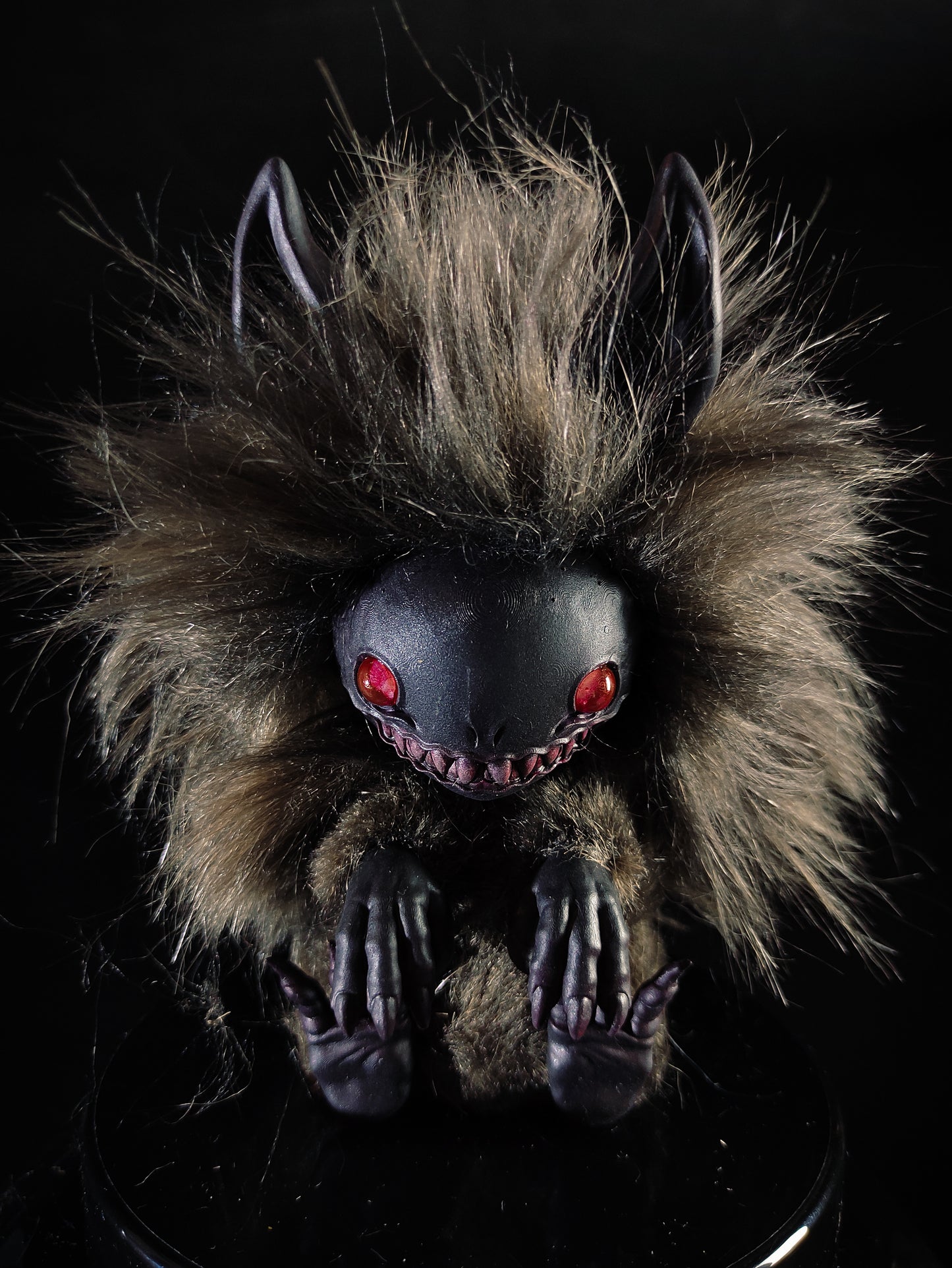 Spine - FORBIDDEN FRIENDS Art Toy