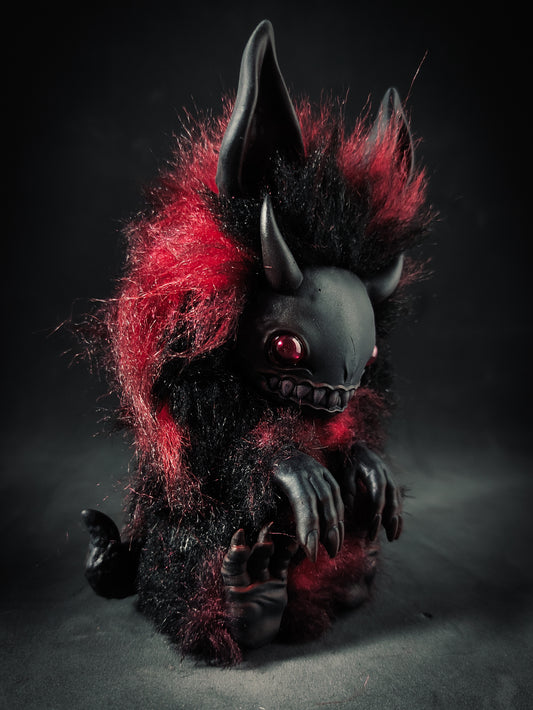 SHADE - FORBIDDEN FRIENDS Art Toy