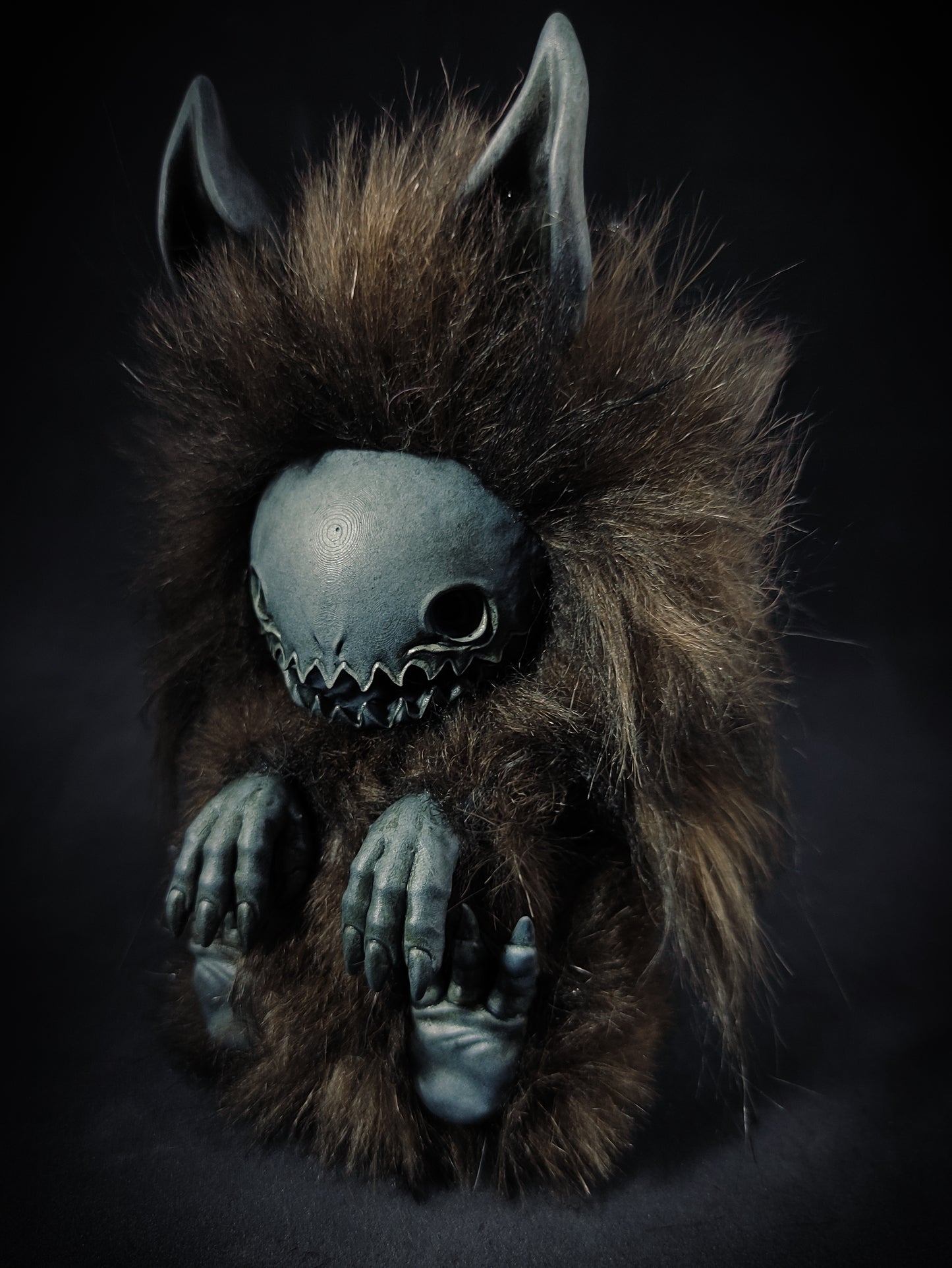 HOLO - FORBIDDEN FRIENDS Art Toy