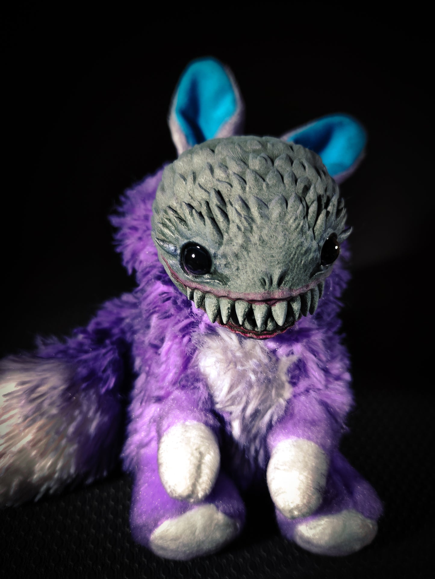 ABOMINABLE FRIEND Purple Present Flavour - Yeti Art Doll Plush Toy