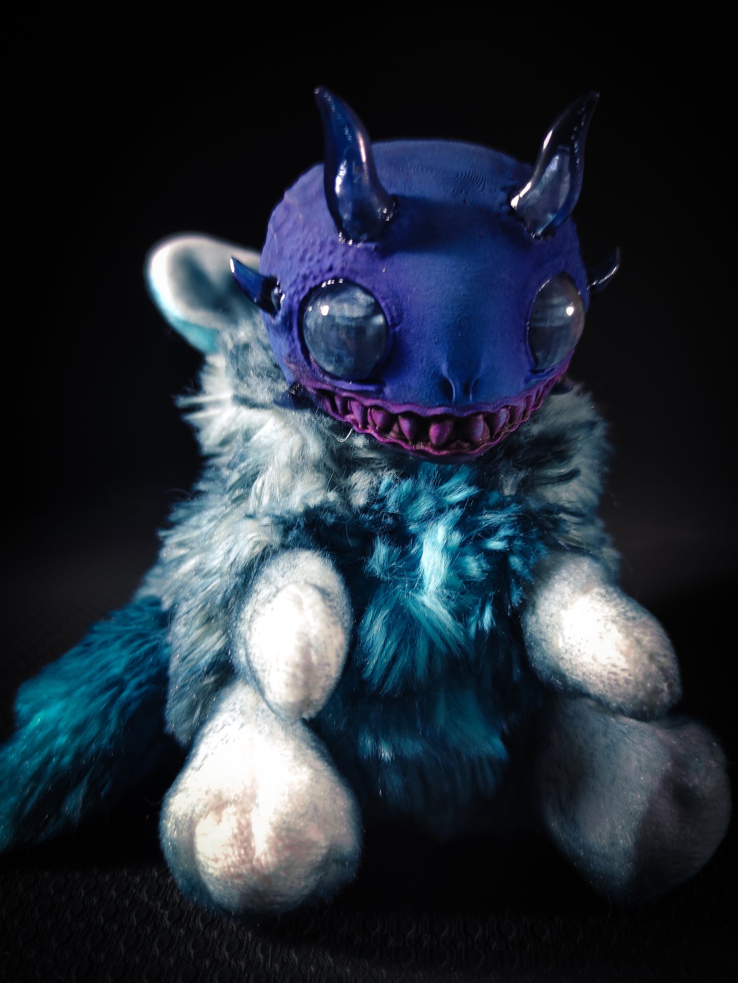 FRIENDPHIBIAN Aqua Blast Flavour - Cryptid Art Doll Plush Toy