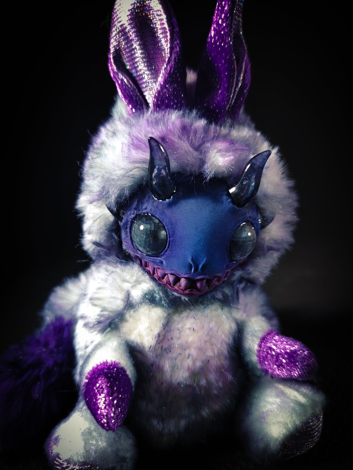 FRIENDPHIBIAN Purple Spark Flavour - Cryptid Art Doll Plush Toy
