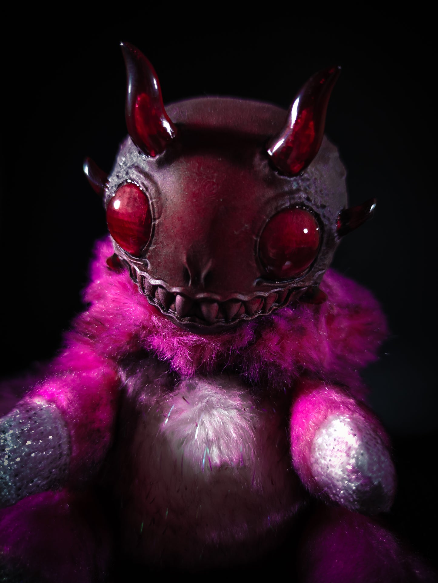 FRIENDPHIBIAN Crimson Coral Flavour - Cryptid Art Doll Plush Toy