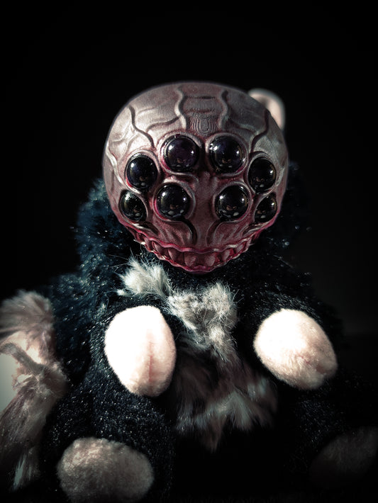 FRIECHNID Black Widow Flavour - Cryptid Art Doll Plush Toy