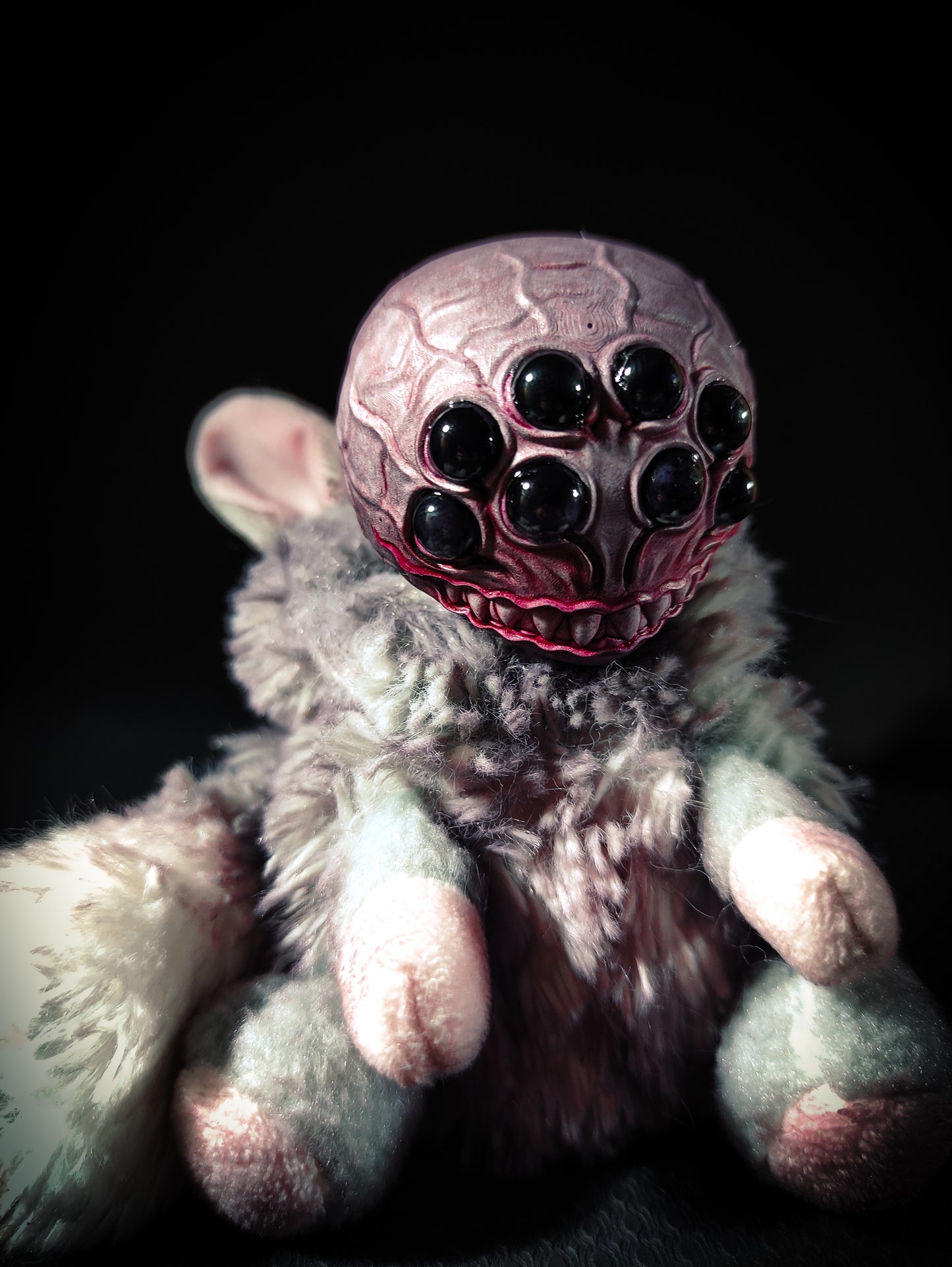 FRIECHNID Albino Pincer Flavour - Cryptid Art Doll Plush Toy