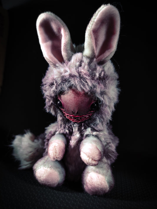 FRIEND Grievous Grey Flavour - Cryptid Art Doll Plush Toy