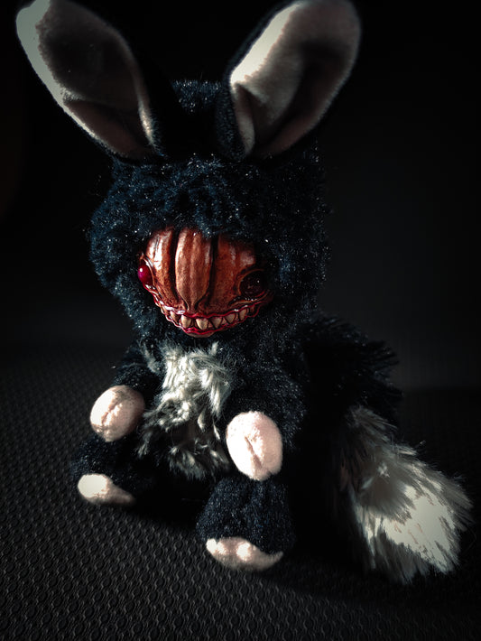 FRIEND Pumpkin Shadow III Flavour - Cryptid Art Doll Plush Toy