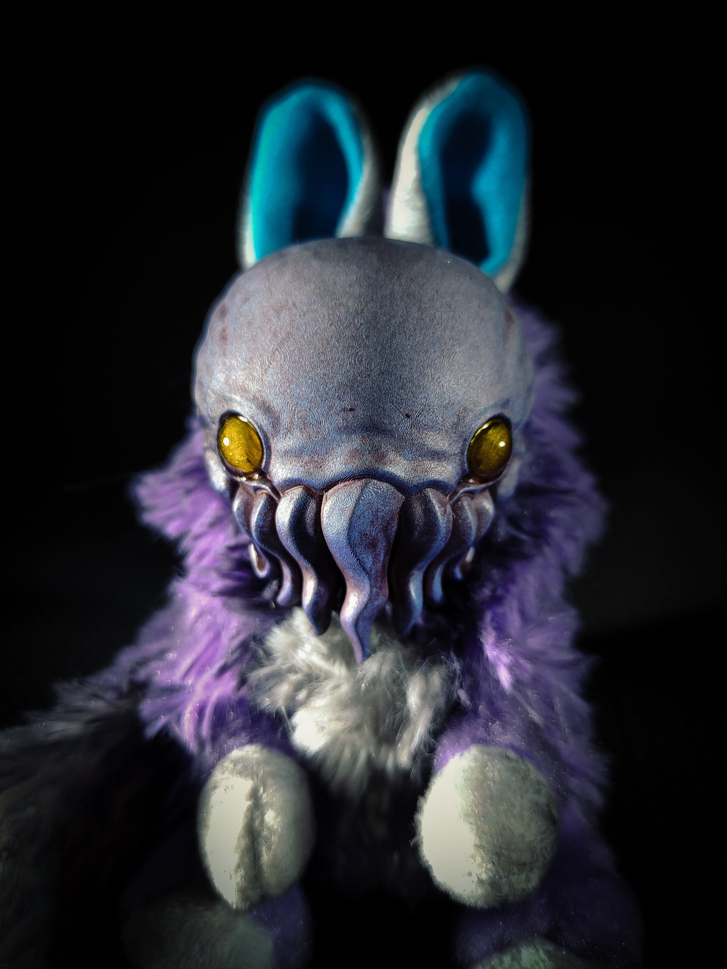 FRIENDTHULU Purple Punishment Flavour - Cryptid Art Doll Plush Toy
