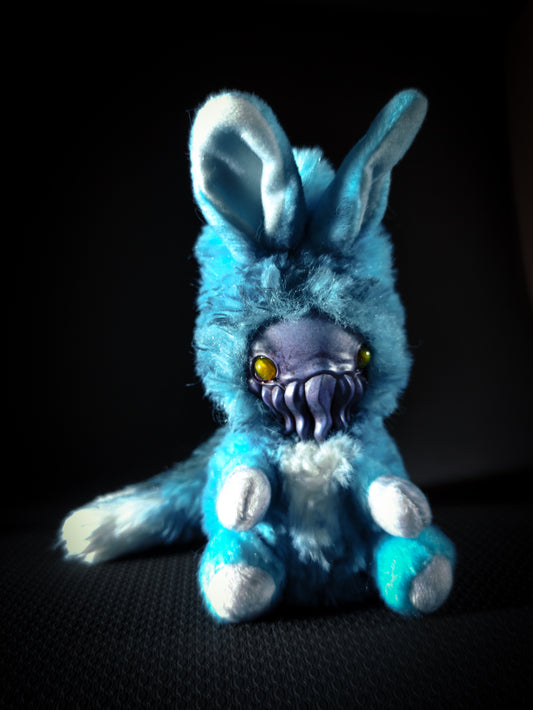 FRIENDTHULU Blue Odyssey Flavour - Cryptid Art Doll Plush Toy