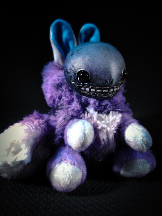 FRIEND Moonlight Muncher Flavour - Cryptid Art Doll Plush Toy